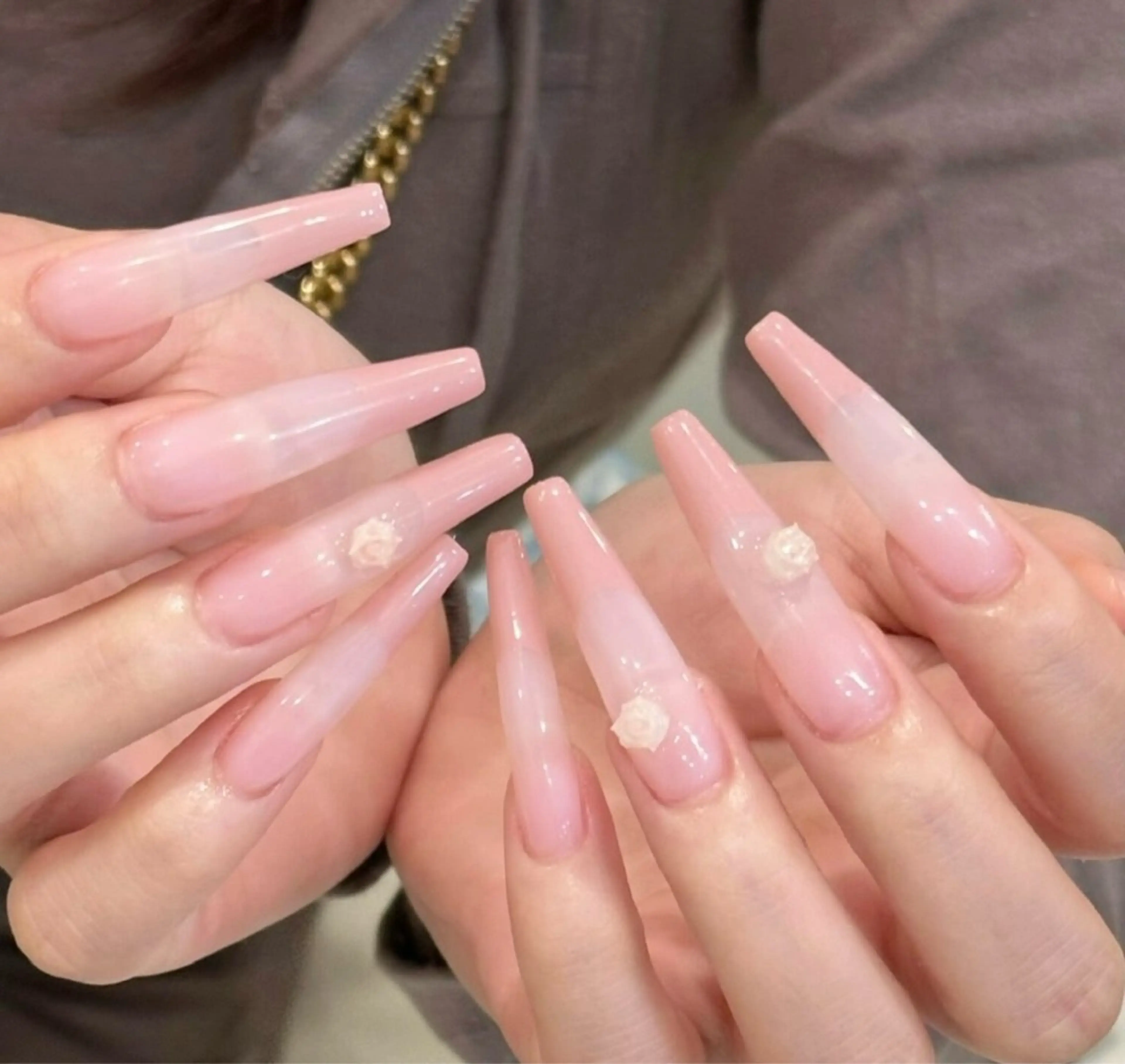 ネイル ハンドネイル ハンドケア herbal relaxation &beauty満芳庭所属・楊 蓉のエステ・リラクイメージ