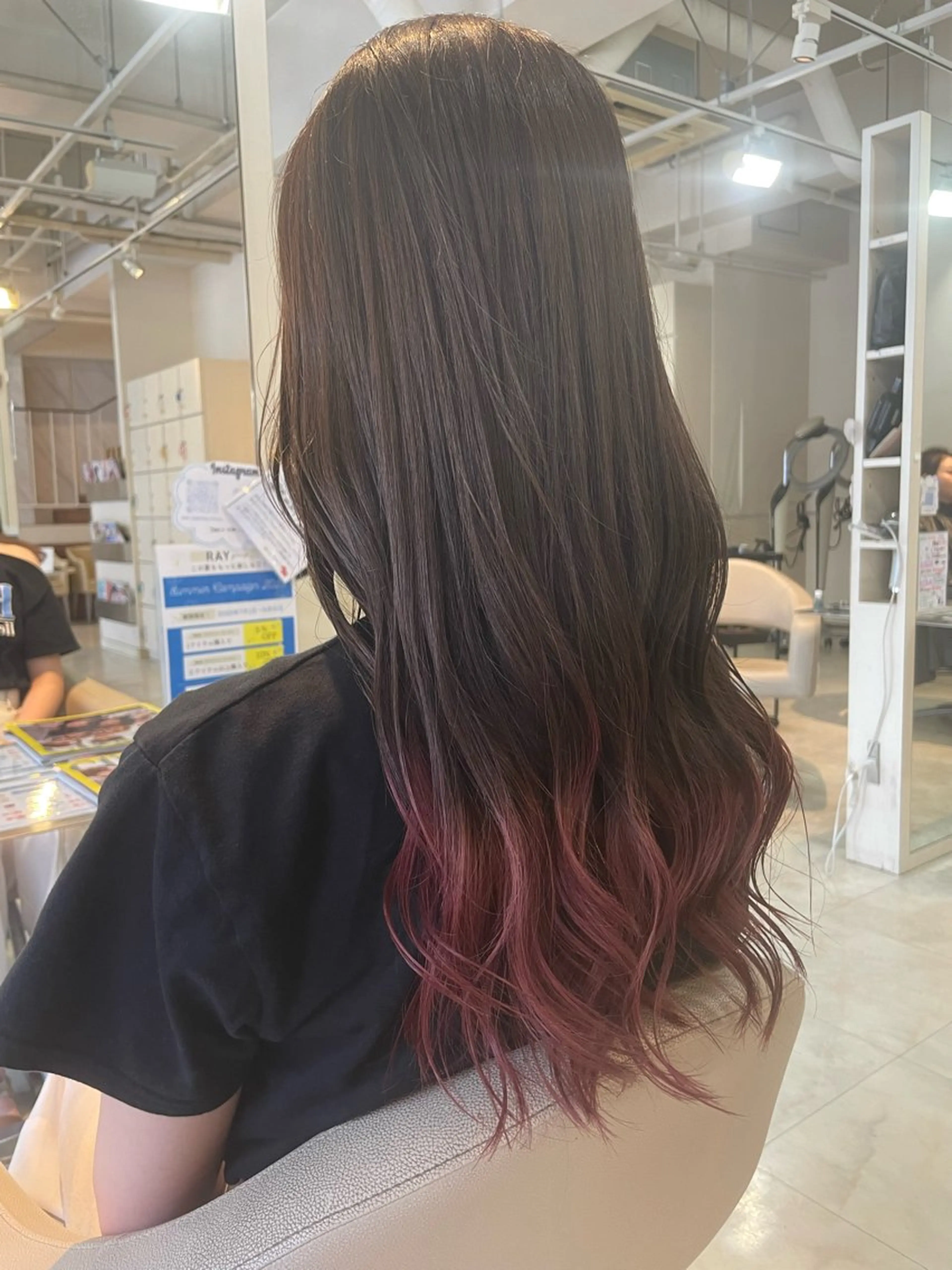 カラー グラデーションカラー カット ヘアカラー トリートメント 本田 卓也のヘアスタイル