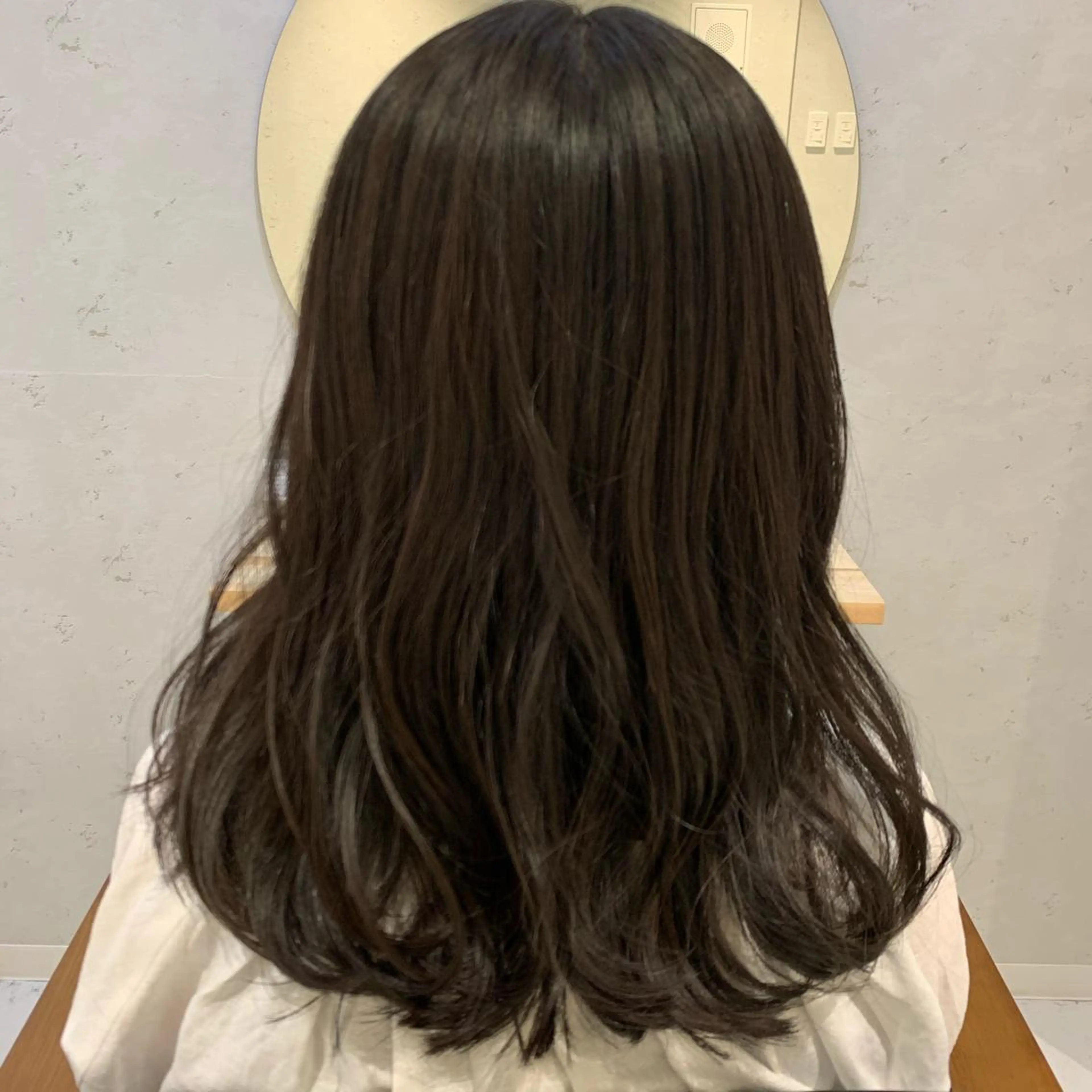 ミディアム 外山 実咲のヘアスタイル