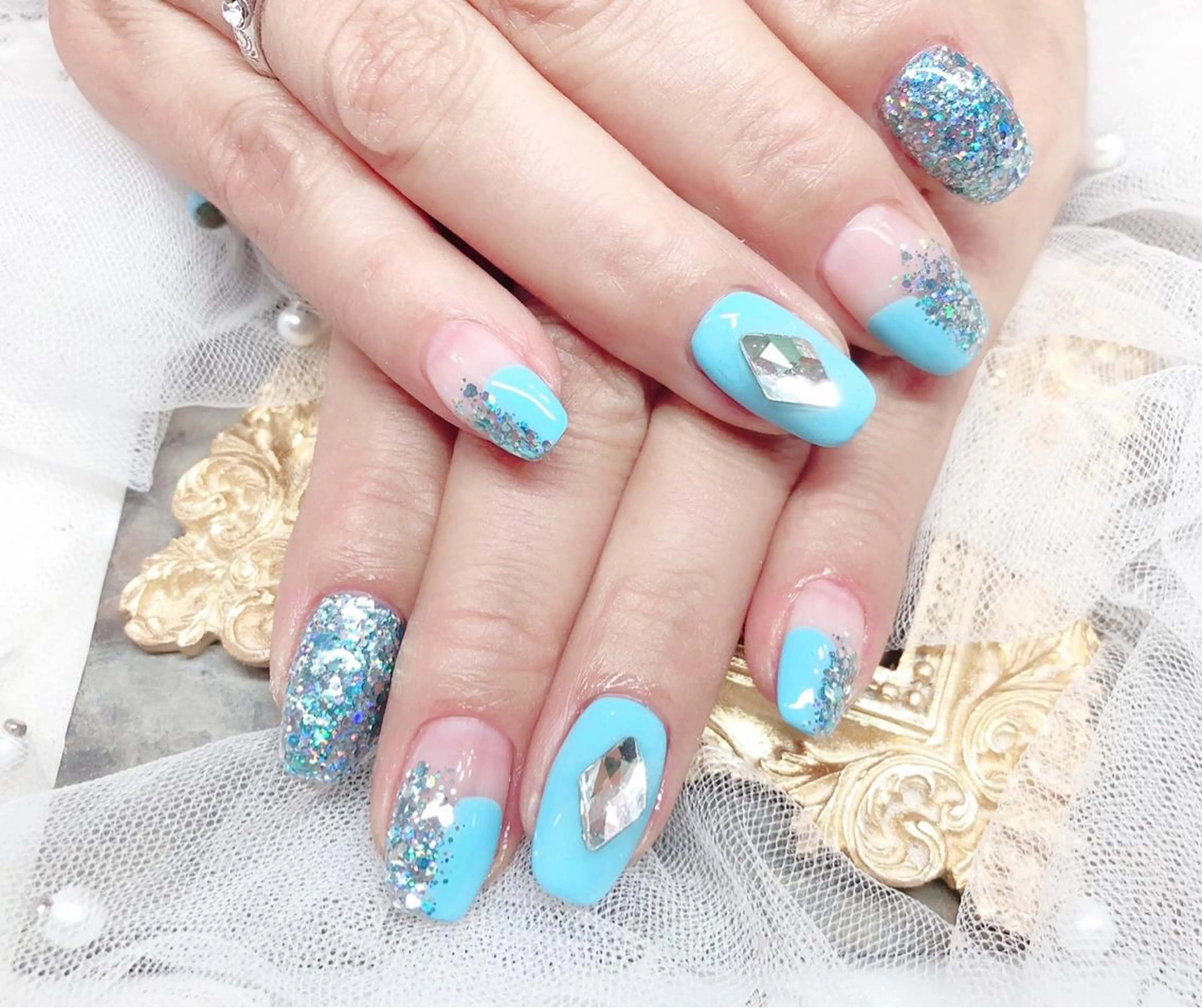 ネイル ハンドネイル マジックミラー所属・マジック ミラーのネイルデザイン