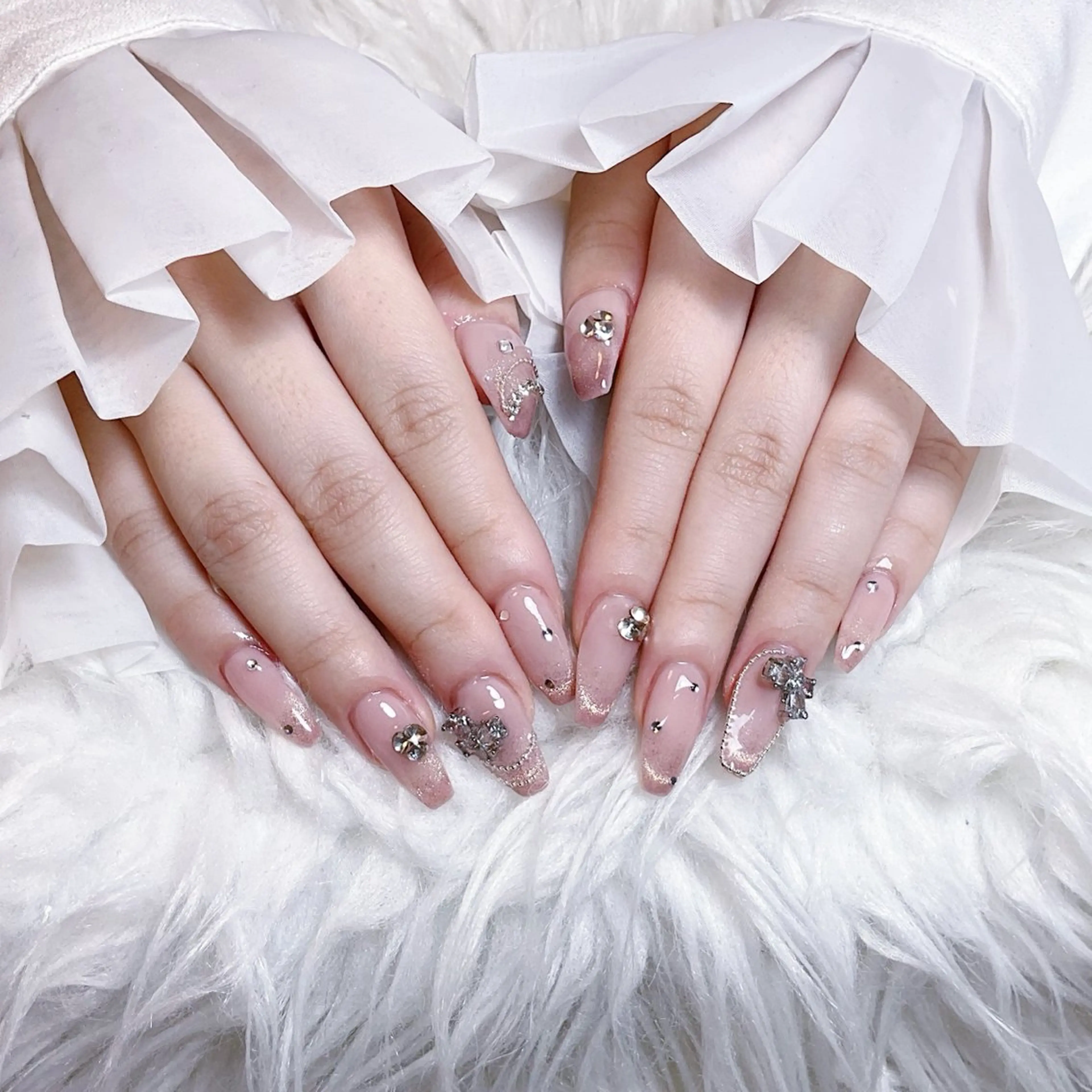 ネイル ハンドネイル 🌈Yun nail hyejin💋のネイルデザイン