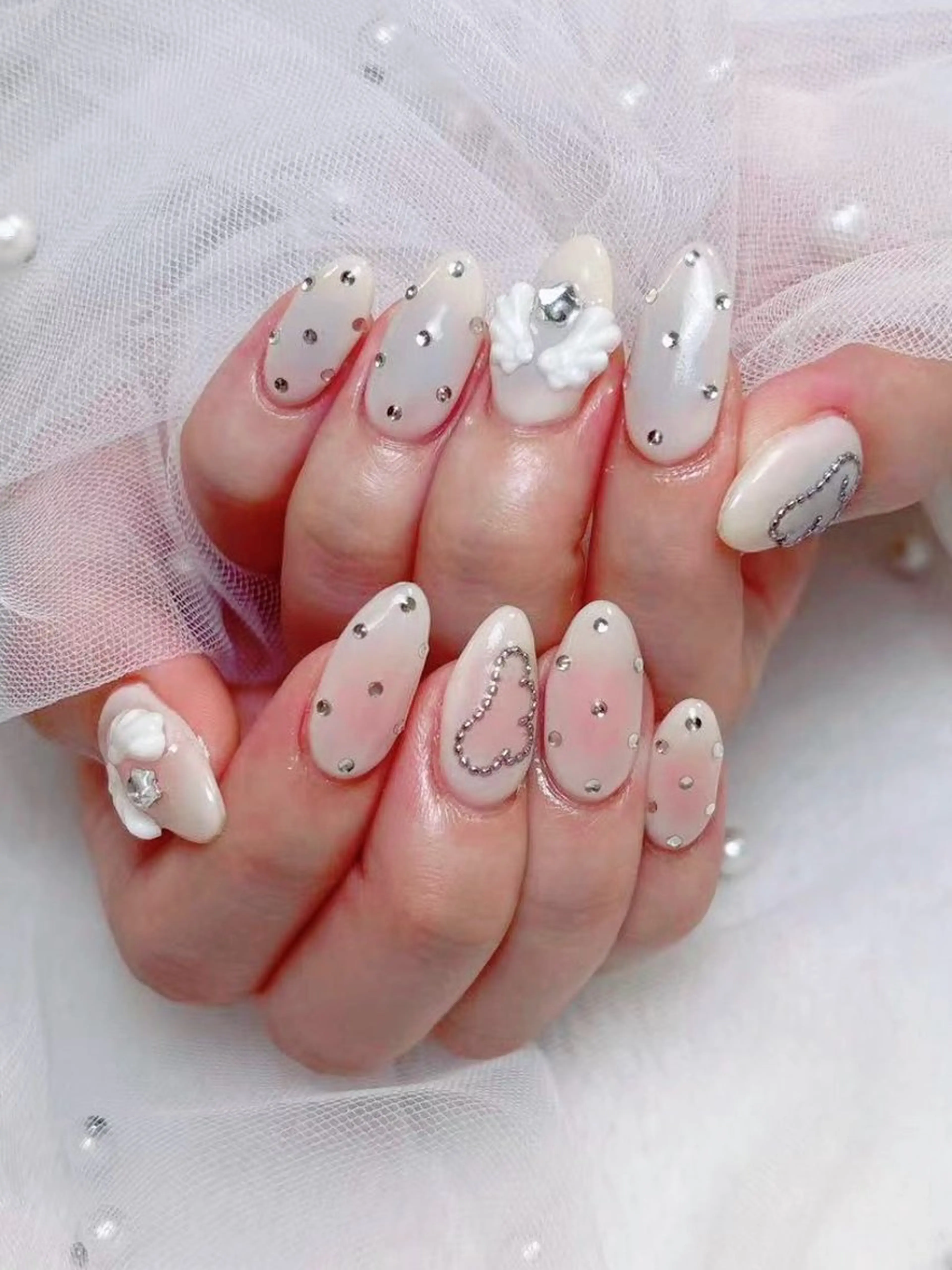 ネイル ハンドネイル ネイルサロン lotusのネイルデザイン