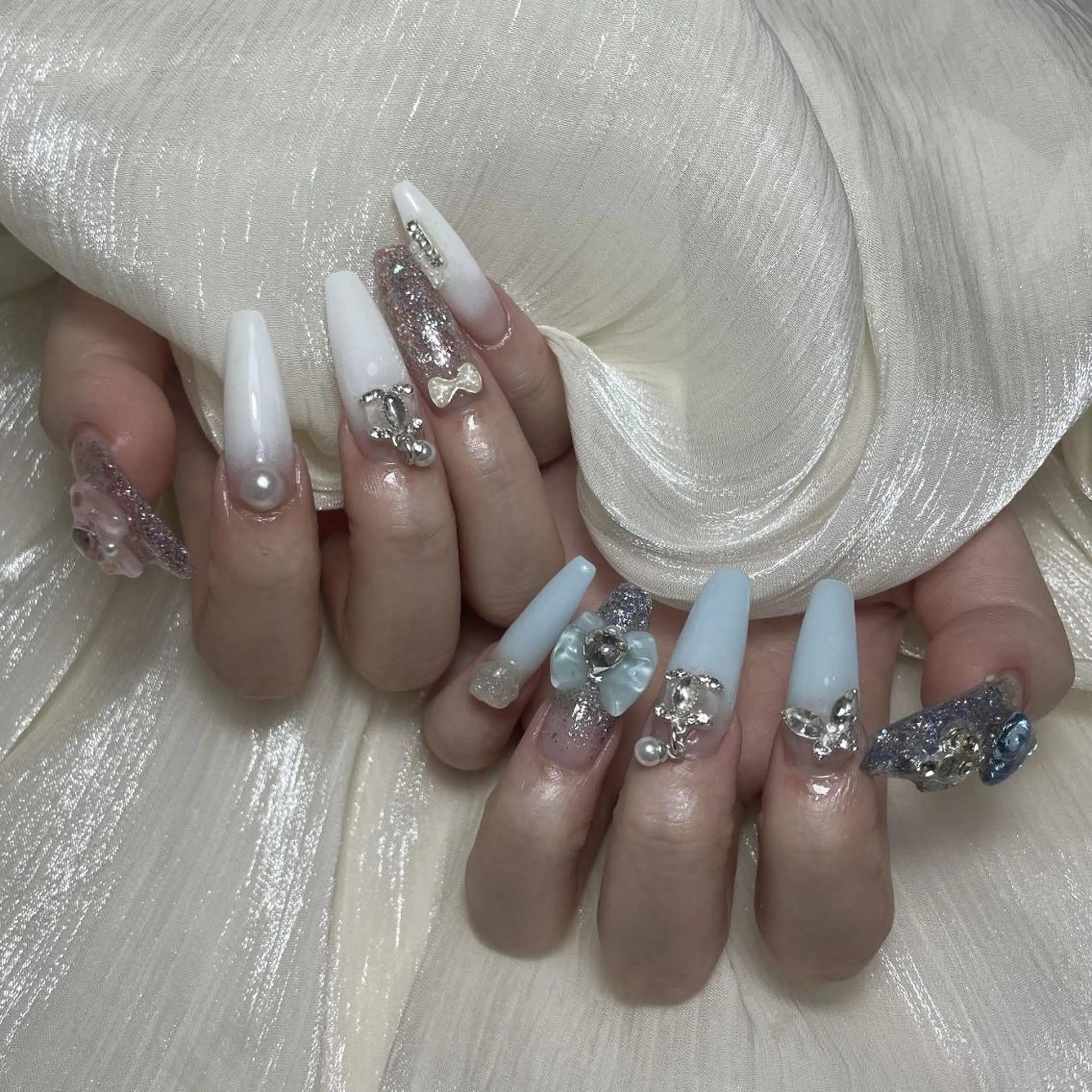 ネイル ハンドネイル DEMAIN- 🌹のネイルデザイン