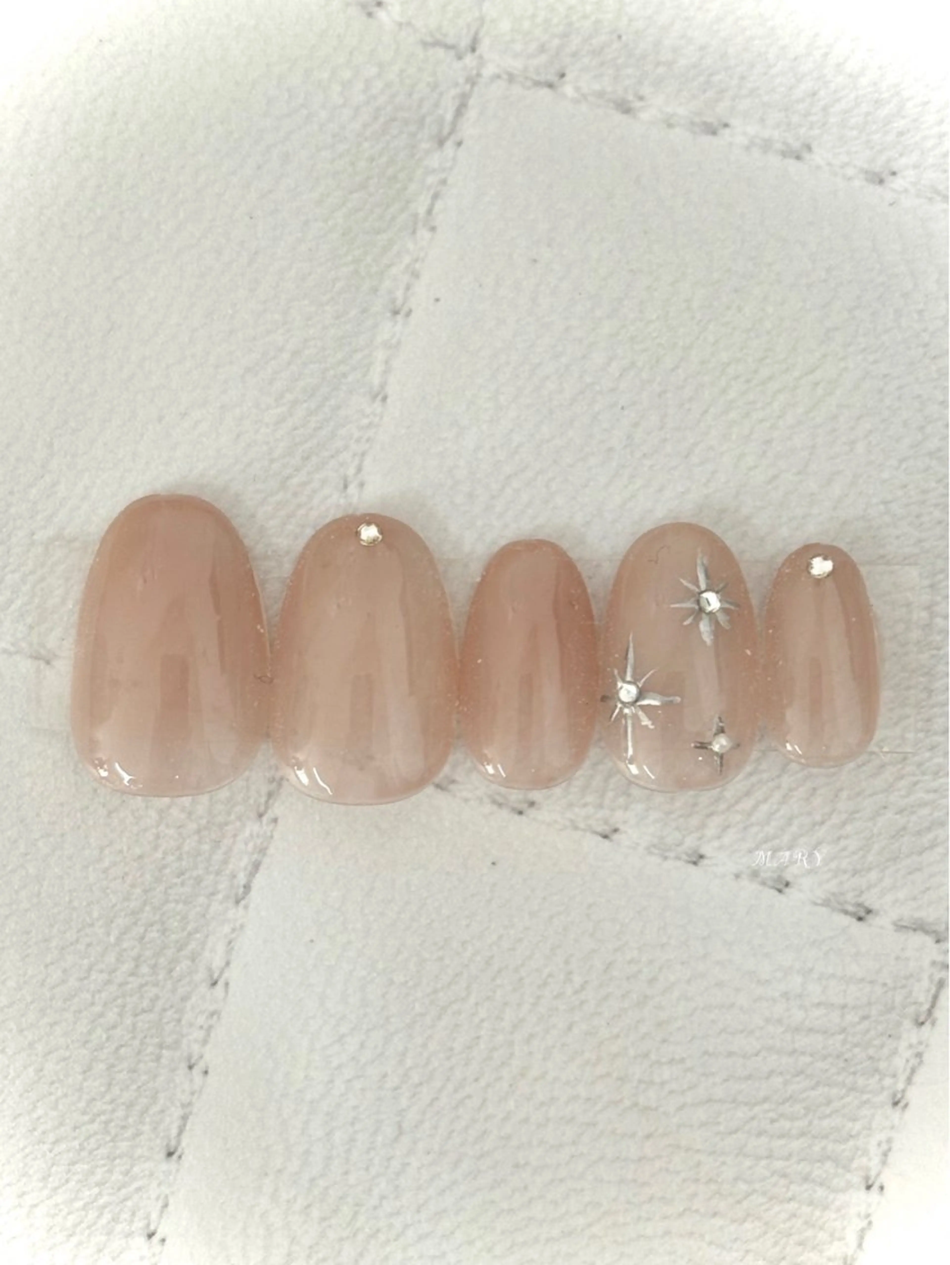 ネイル ニュアンスネイル ワンカラーネイル ハンドネイル Mary nail所属・Mary nail .narumiのネイルデザイン