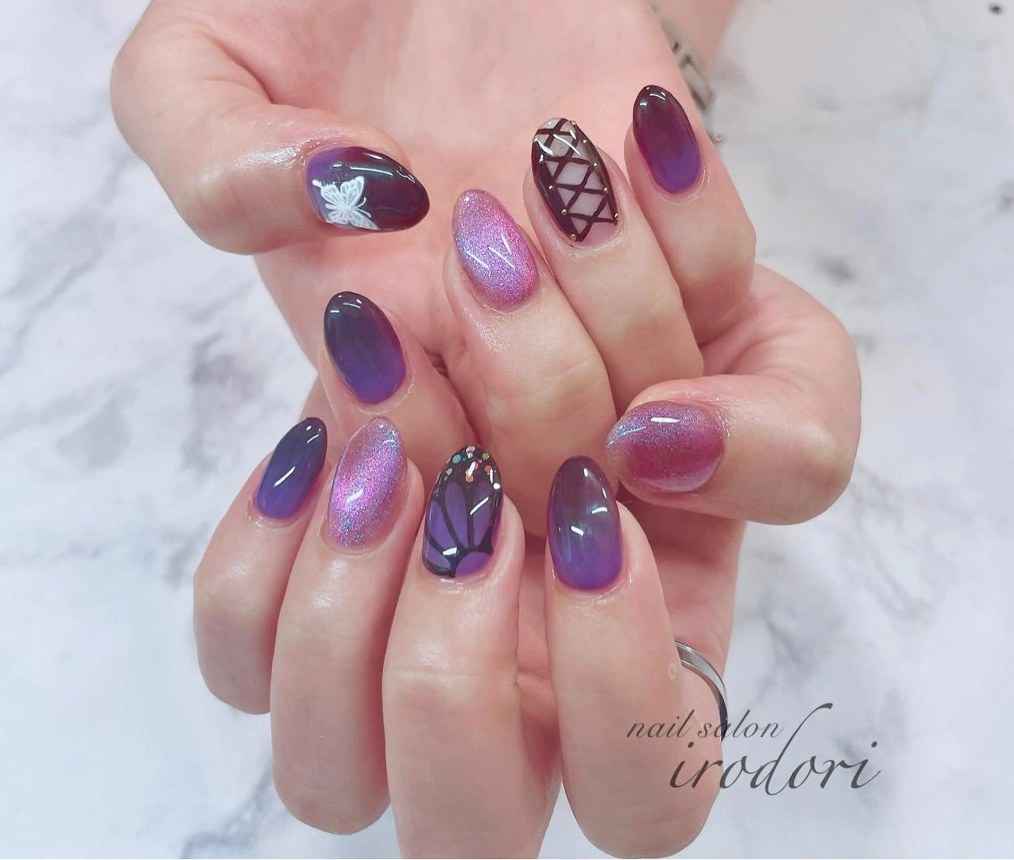 ネイル ﾌｨﾙｲﾝ専門ﾈｲﾙｻﾛﾝ彩 博多駅前店所属・ネイルサロン 彩 irodoriのネイルデザイン