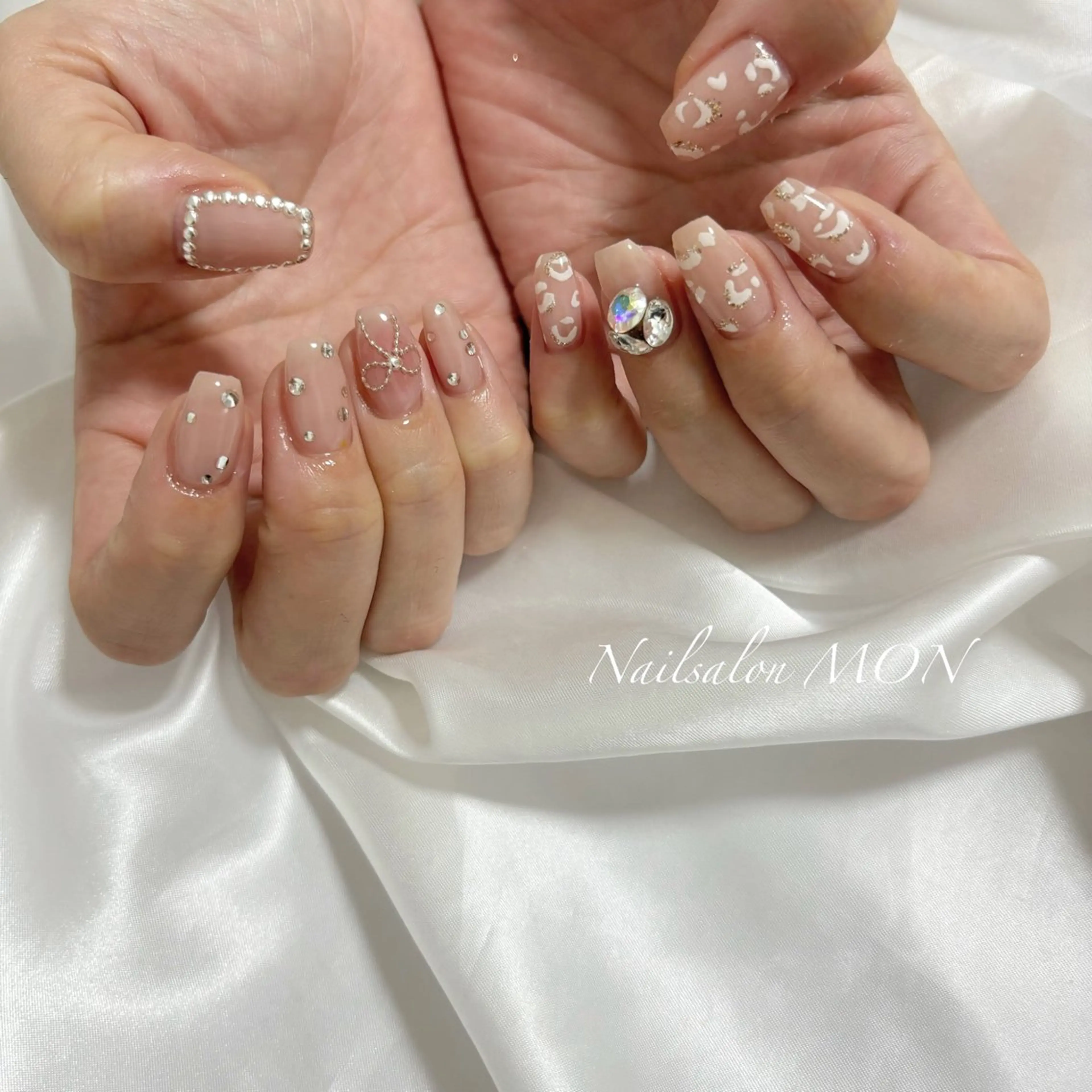 ネイル ストーンネイル ハンドネイル Nailsalon MONのネイルデザイン
