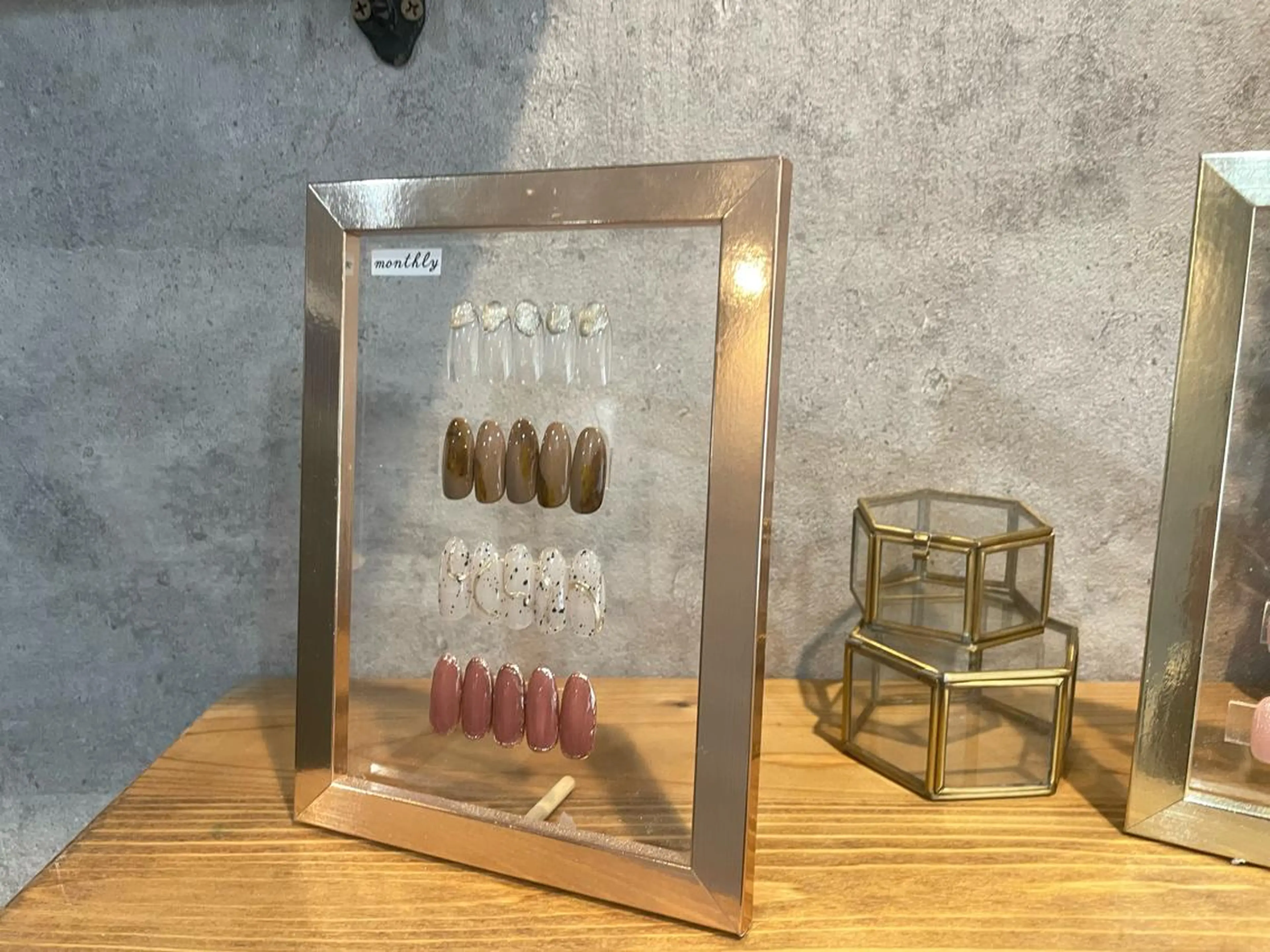 ネイル ハンドネイル natsumi .のネイルデザイン