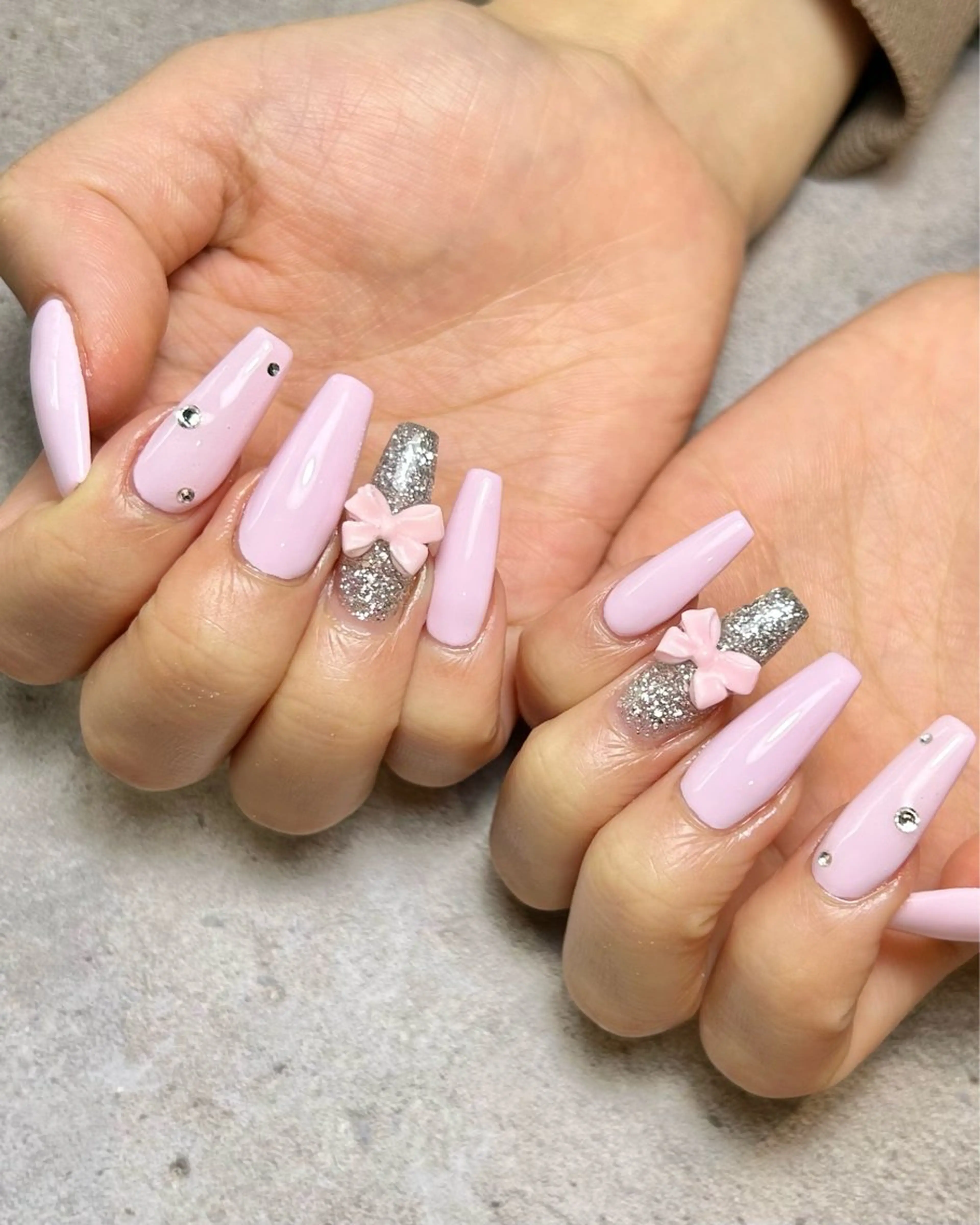 ネイル 持ち込み ピンク リボン ハンドネイル Reflection marikoのネイルデザイン