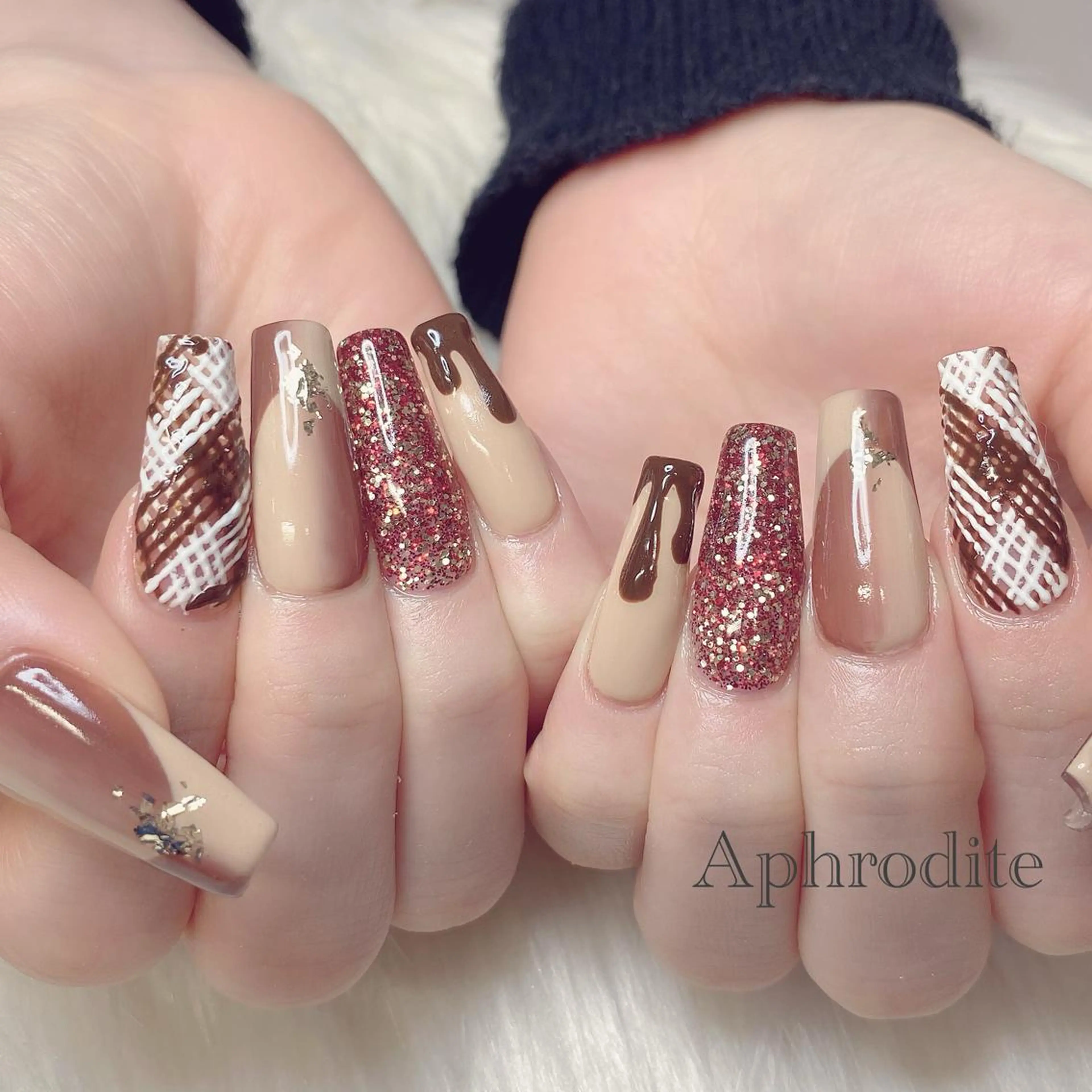 ネイル Aphrodite パラジェル認定サロンのネイルデザイン