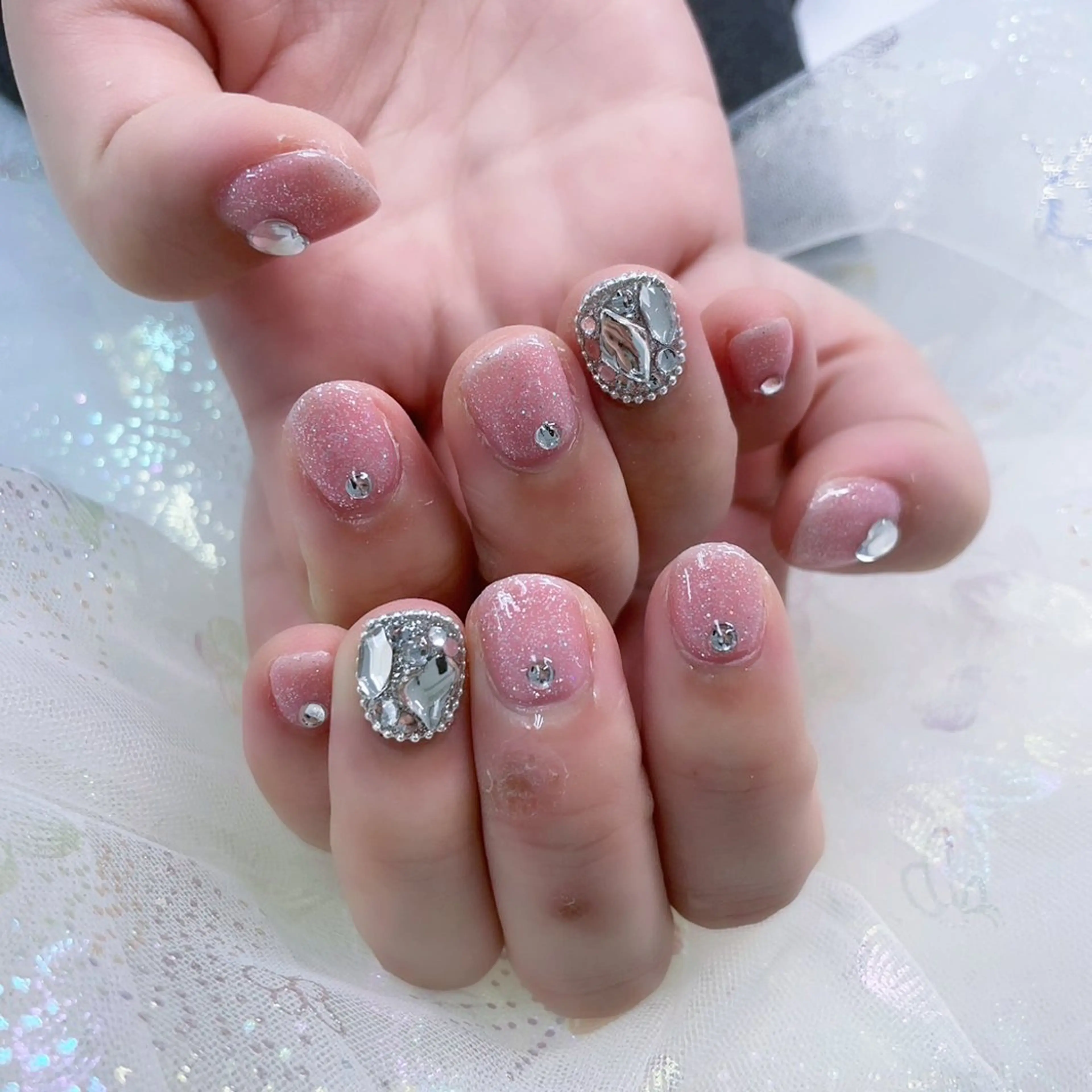 ネイル パーツ全部¥110 サロンミミのネイルデザイン