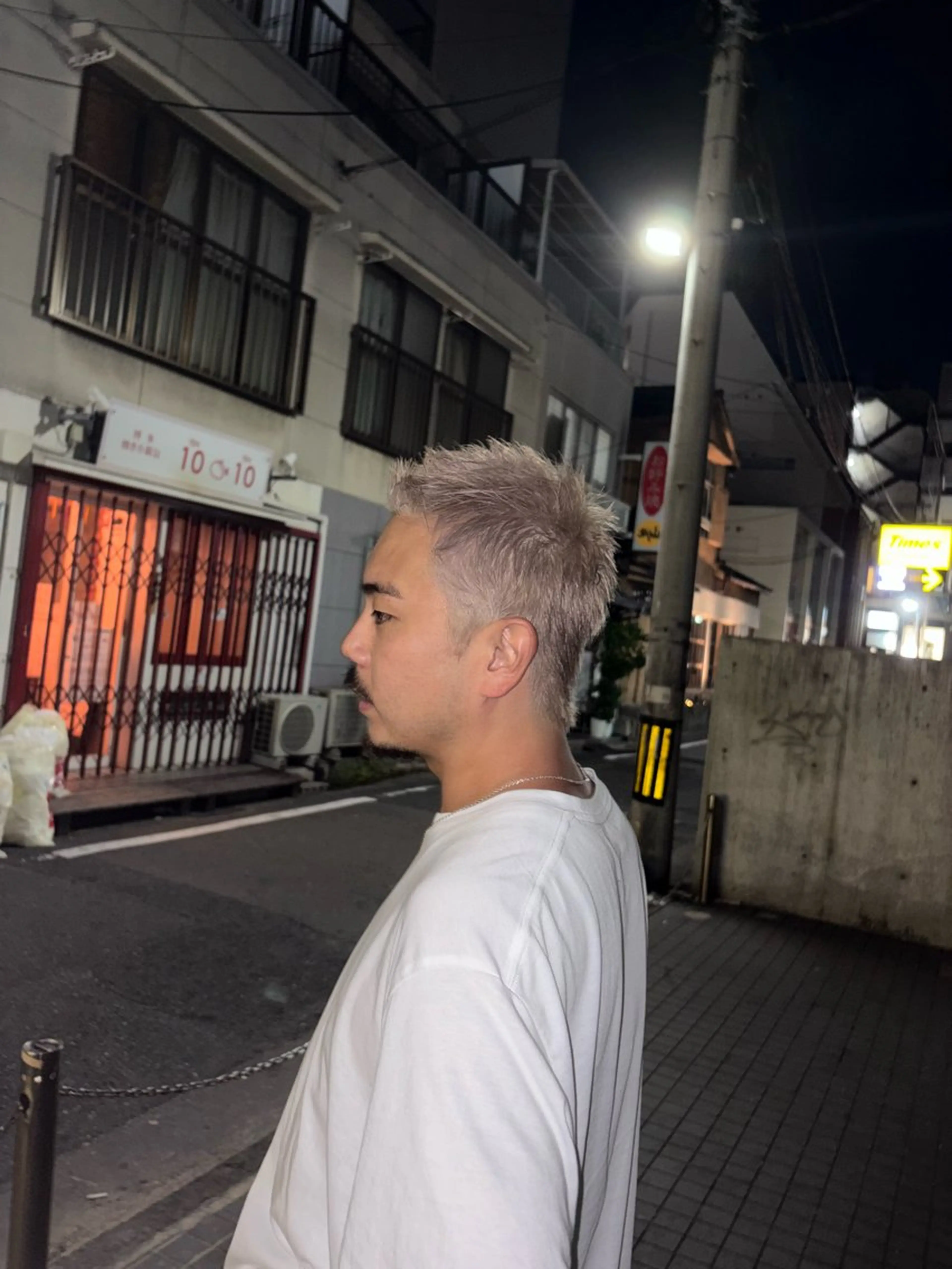 ショート カラー メンズ ヘアカラー 吉武 茂暉のヘアスタイル