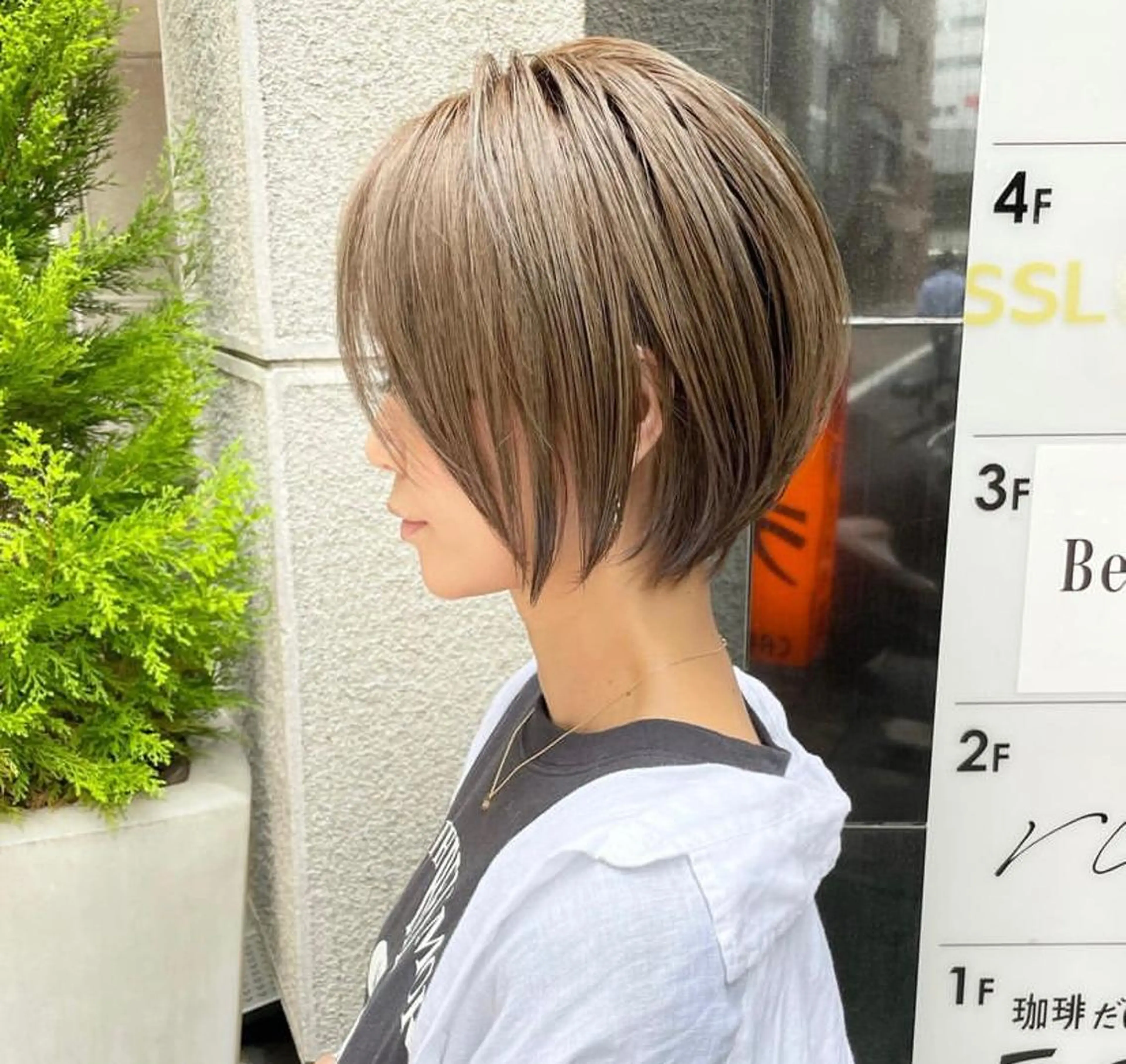 ショート おのだ あやなのヘアスタイル