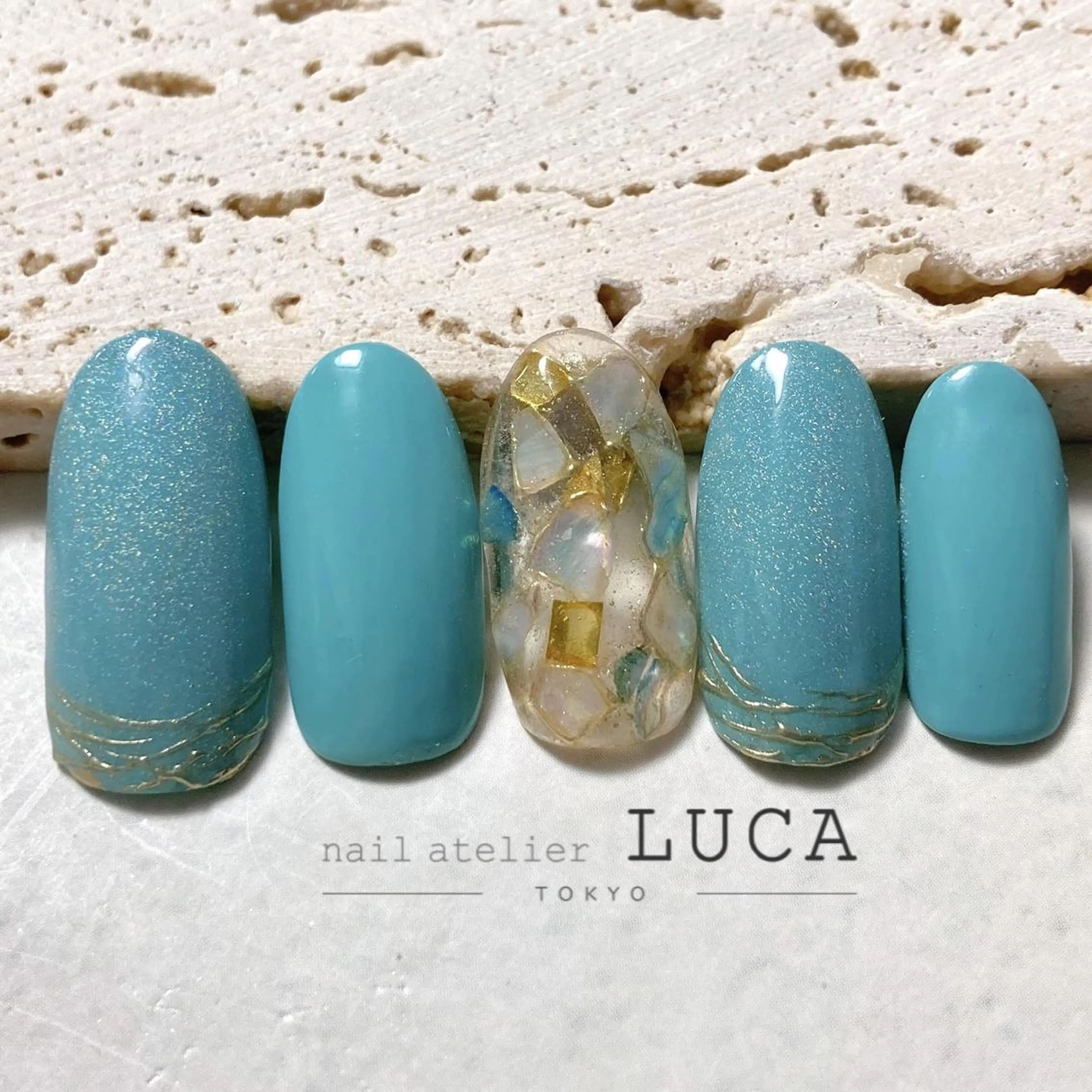 ネイル アートネイル オーロラネイル クリアネイル 長さ出し フットネイル ハンドネイル ネイルアトリエルカ スタッフのネイルデザイン