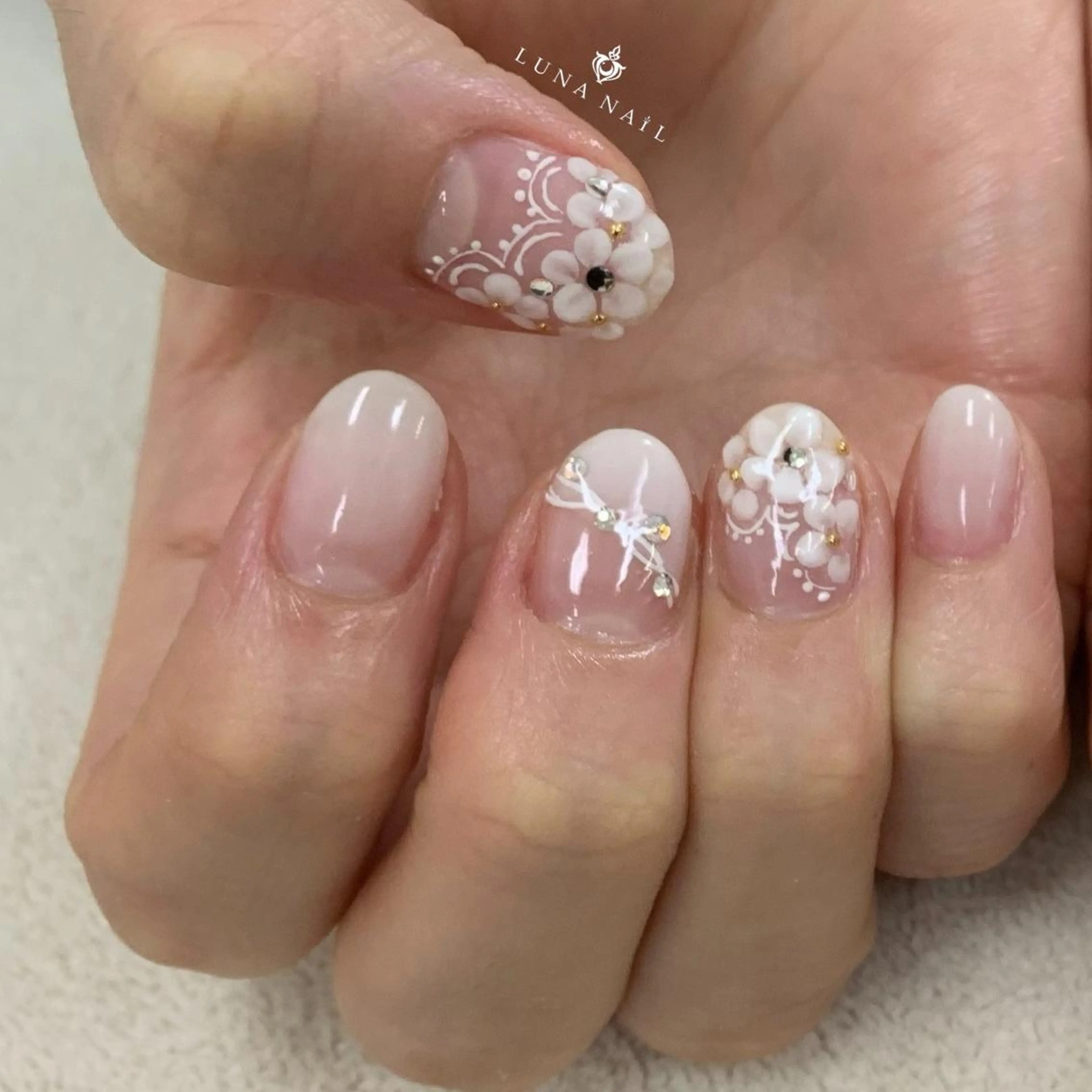 ネイル ハンドネイル アトリエ　ミモザ所属・いまむら あかりのネイルデザイン