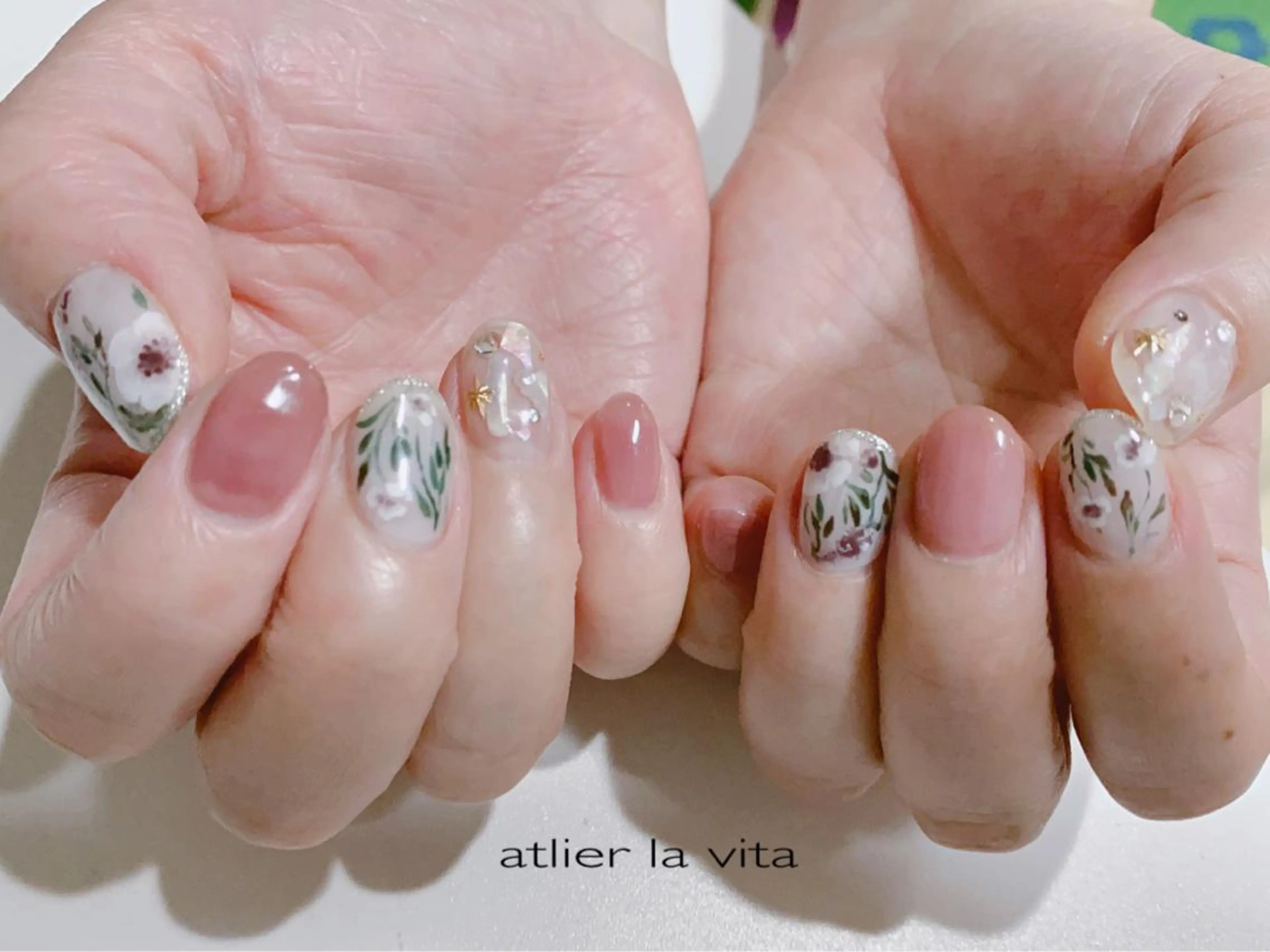 ネイル ハンドネイル atelier la vita所属・lavita. mimuraのネイルデザイン