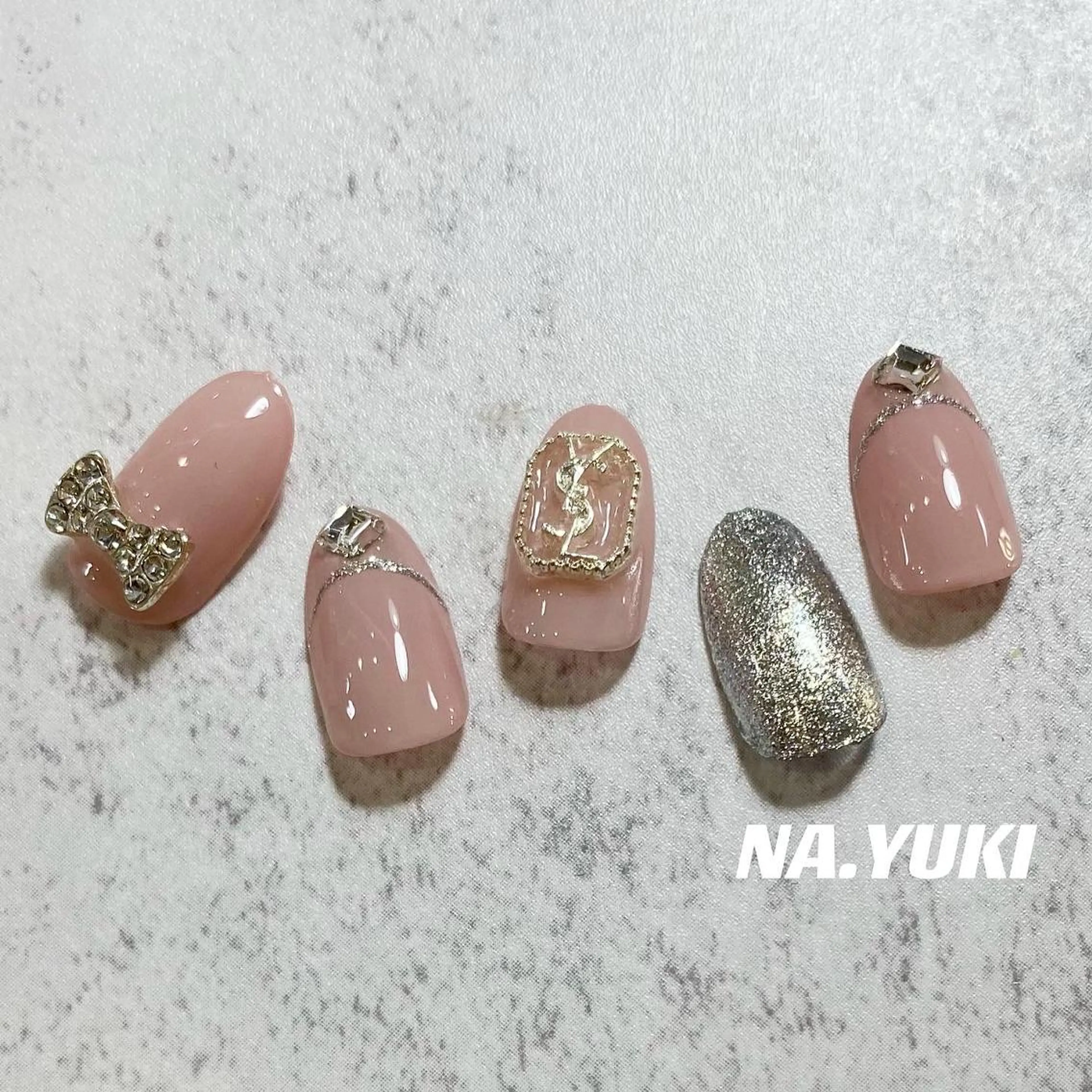 ネイル ハンドネイル ハンドケア ナユキNA.YUKI 池袋店のネイルデザイン