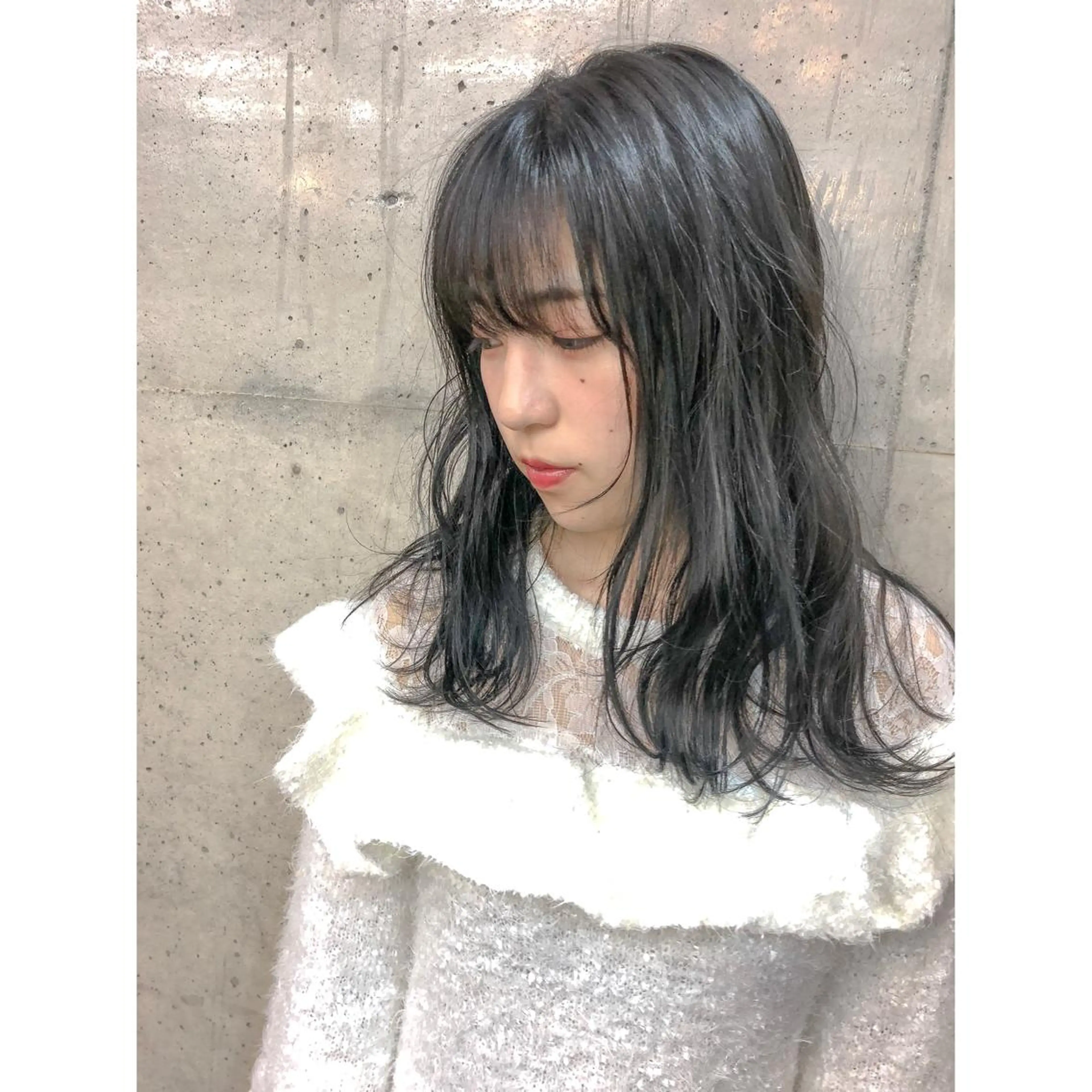 ミディアム カラー ブルーカラー ブルージュ ハイライトカラー ハイライト カット ヘアカラー トリートメント ヘアセット センスをお届けします 大谷将生INFPのヘアスタイル