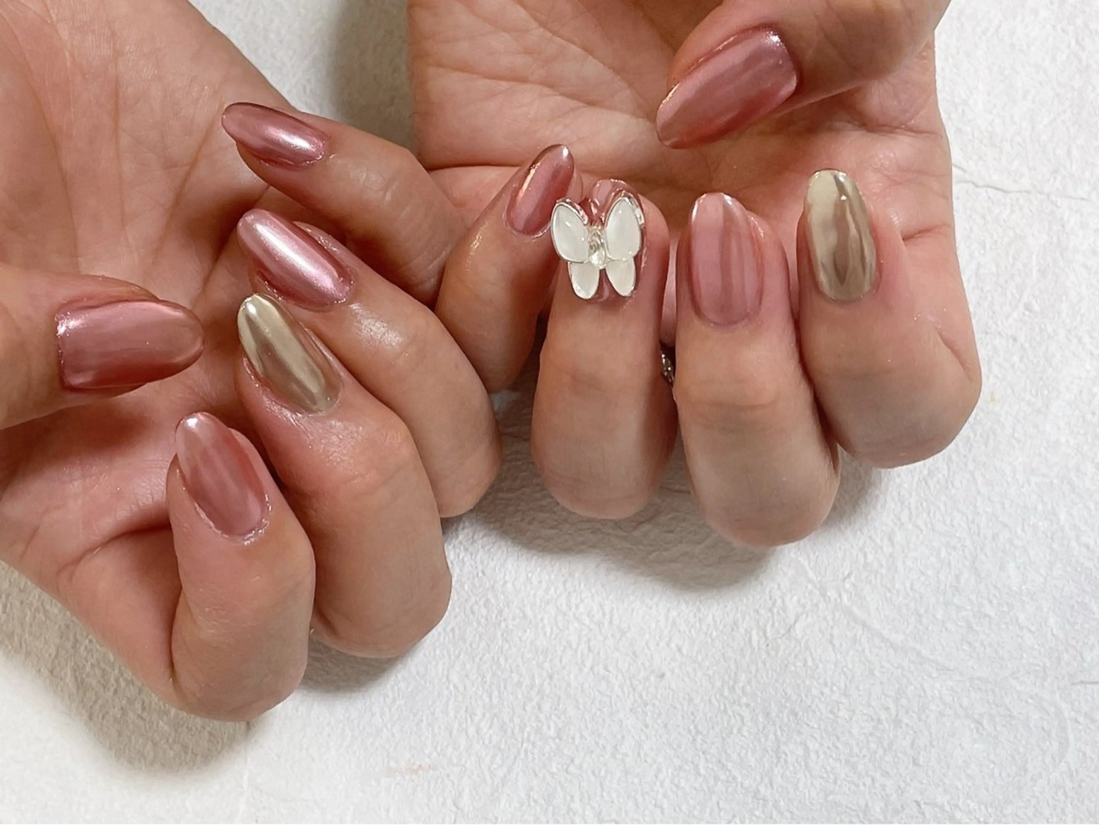 ネイル オーロラネイル フラワーネイル フットネイル フレンチネイル ジェルネイル ハンドネイル kiki nail たまプラーザのネイルデザイン