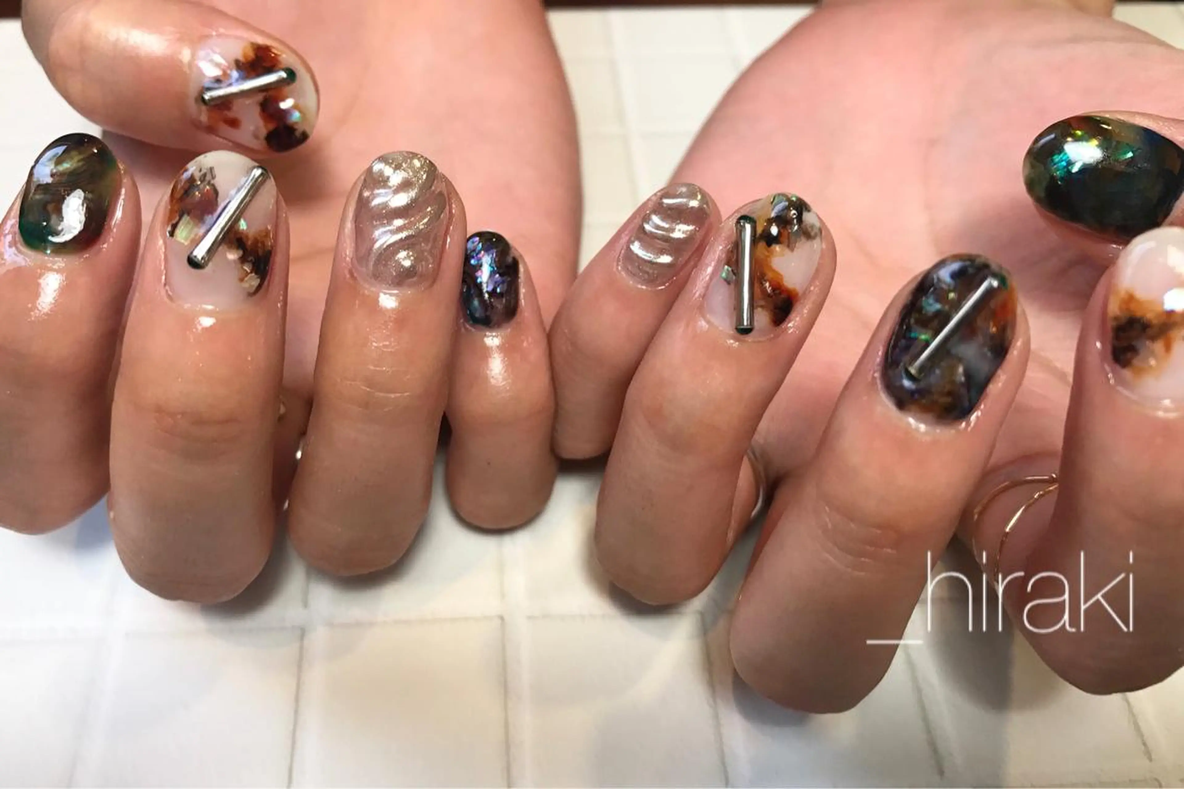 ネイル nail atelier AMBER所属・saori .の眉毛・アイブロウイメージ