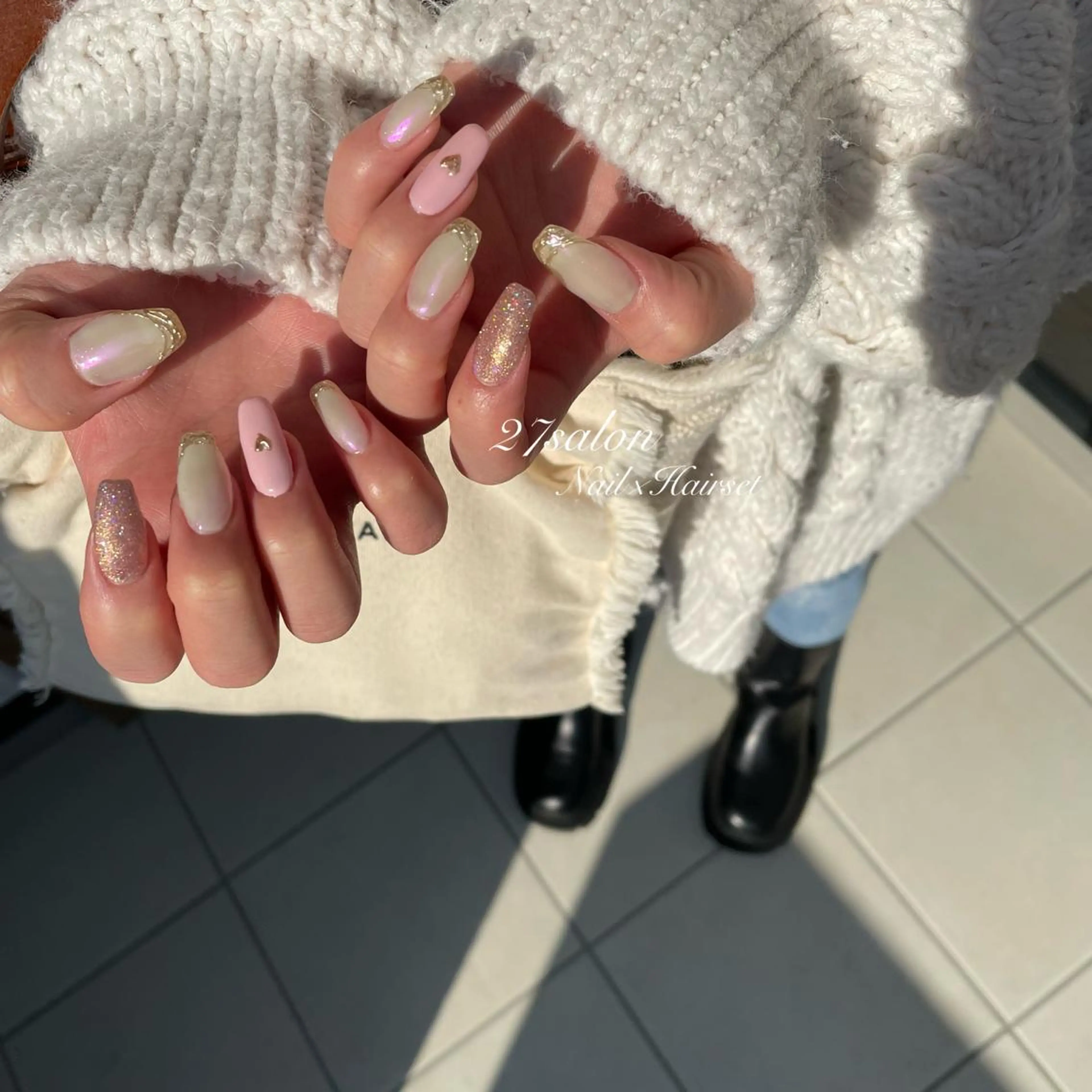 ネイル オーロラネイル ピンク 27salon yuinaのネイルデザイン