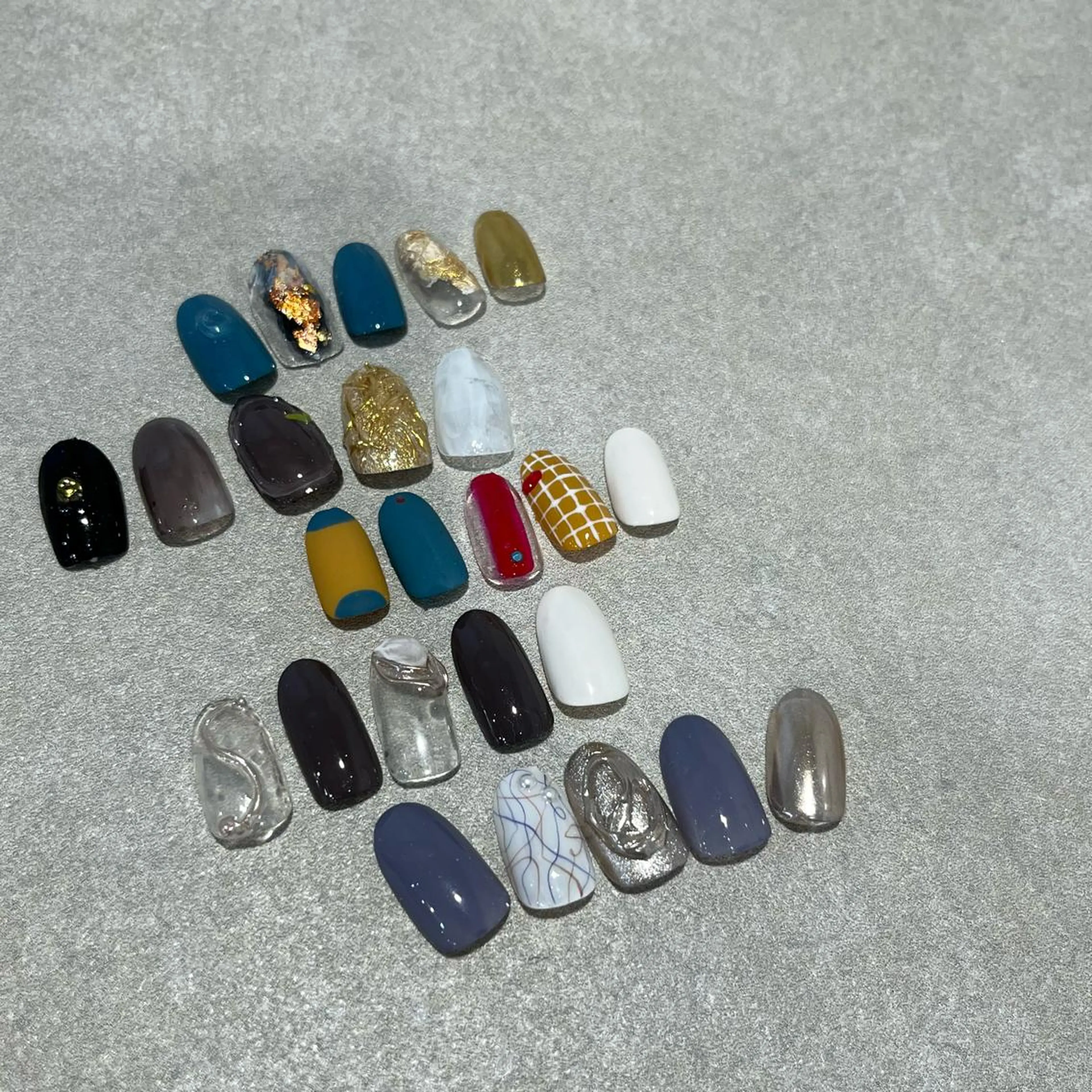 ネイル favori 名古屋 林のマツエク・マツパデザイン