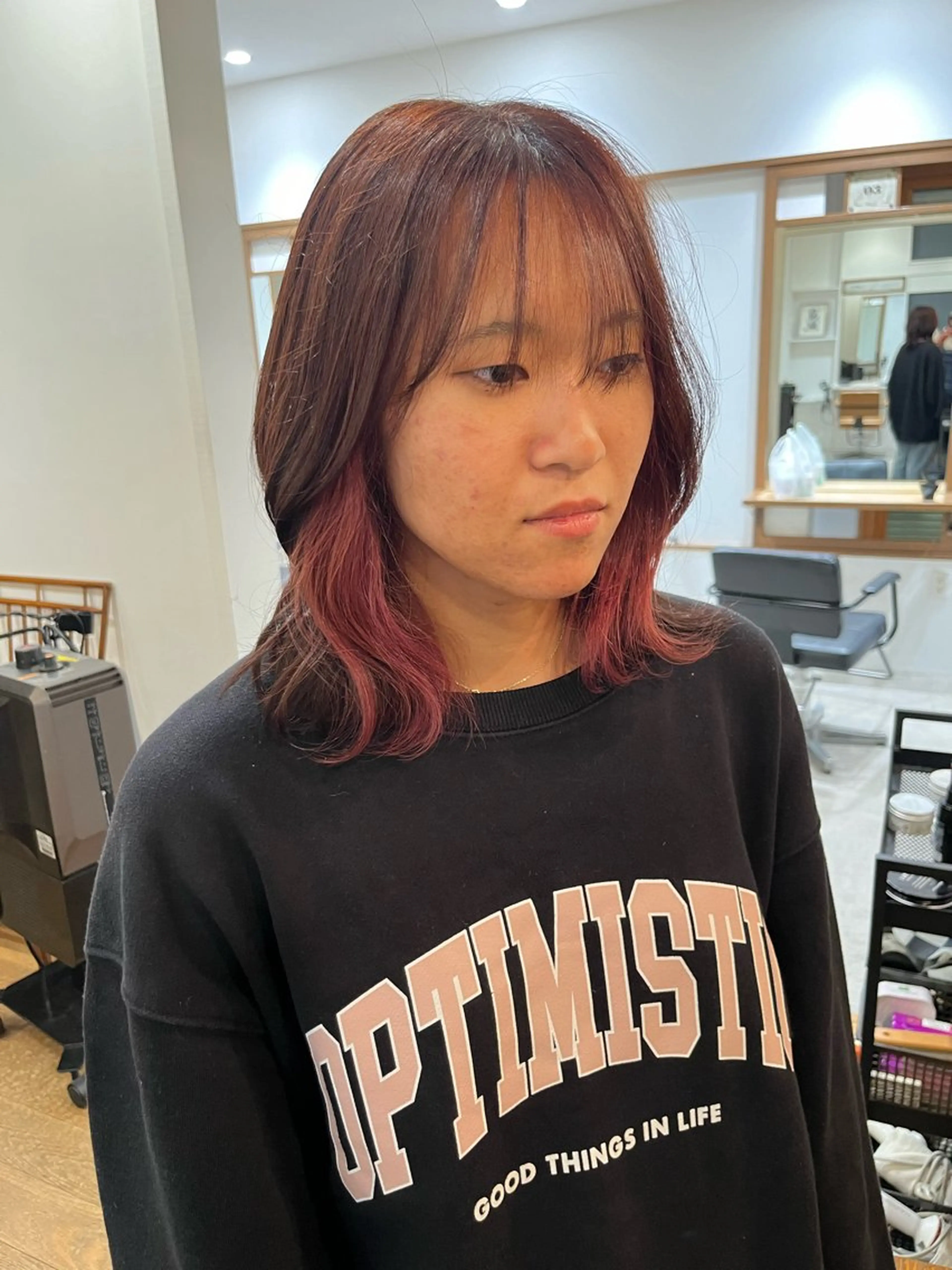ミディアム カラー ヘアアレンジ ブリーチ ラベンダーカラー ピンクカラー ピンクラベンダー レッドカラー ヘアカラー トリートメント 無料カットモデル‪✨ ✂️Nanami🌷のヘアスタイル
