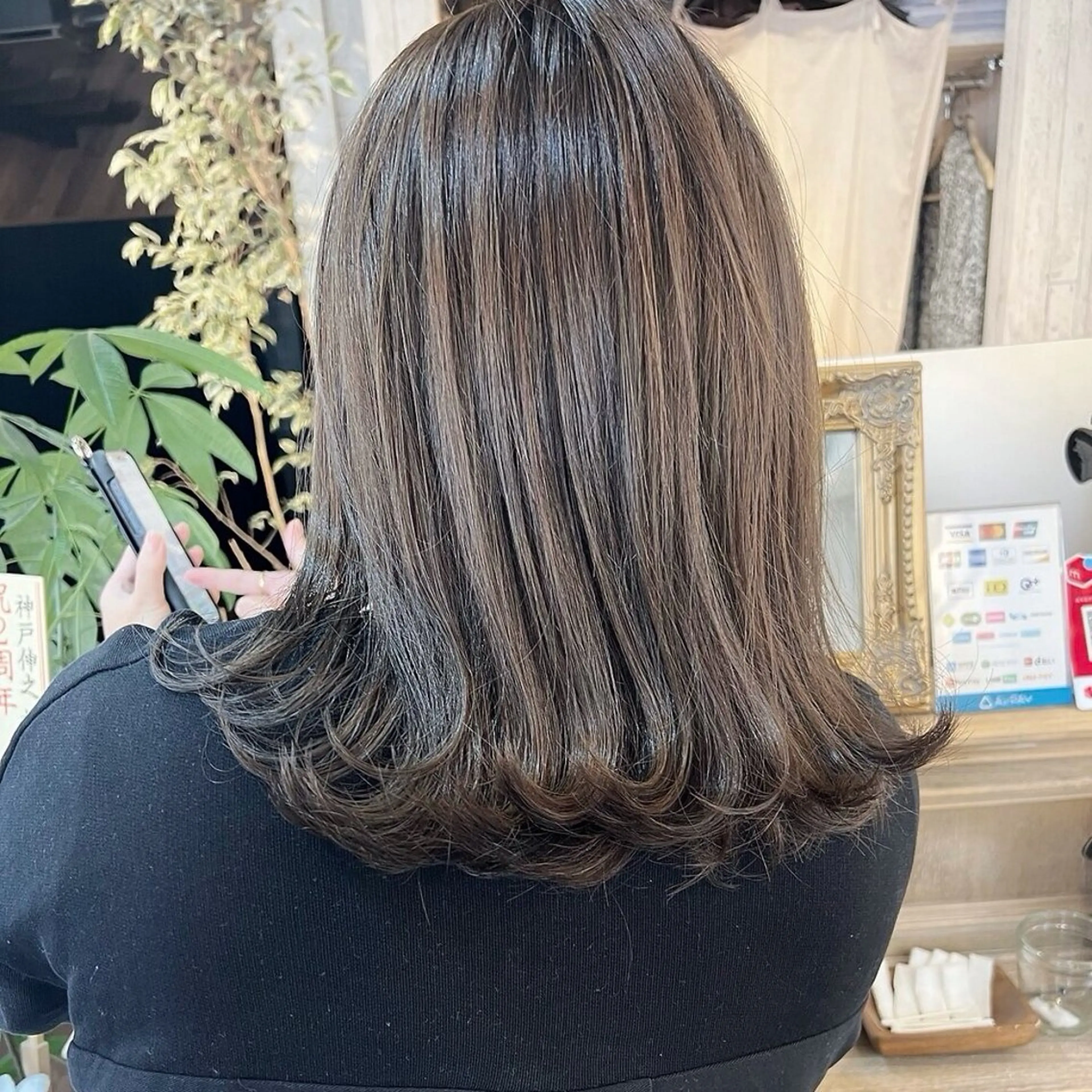 ミディアム 🔆学生に人気🔆 AEQUITASのヘアスタイル