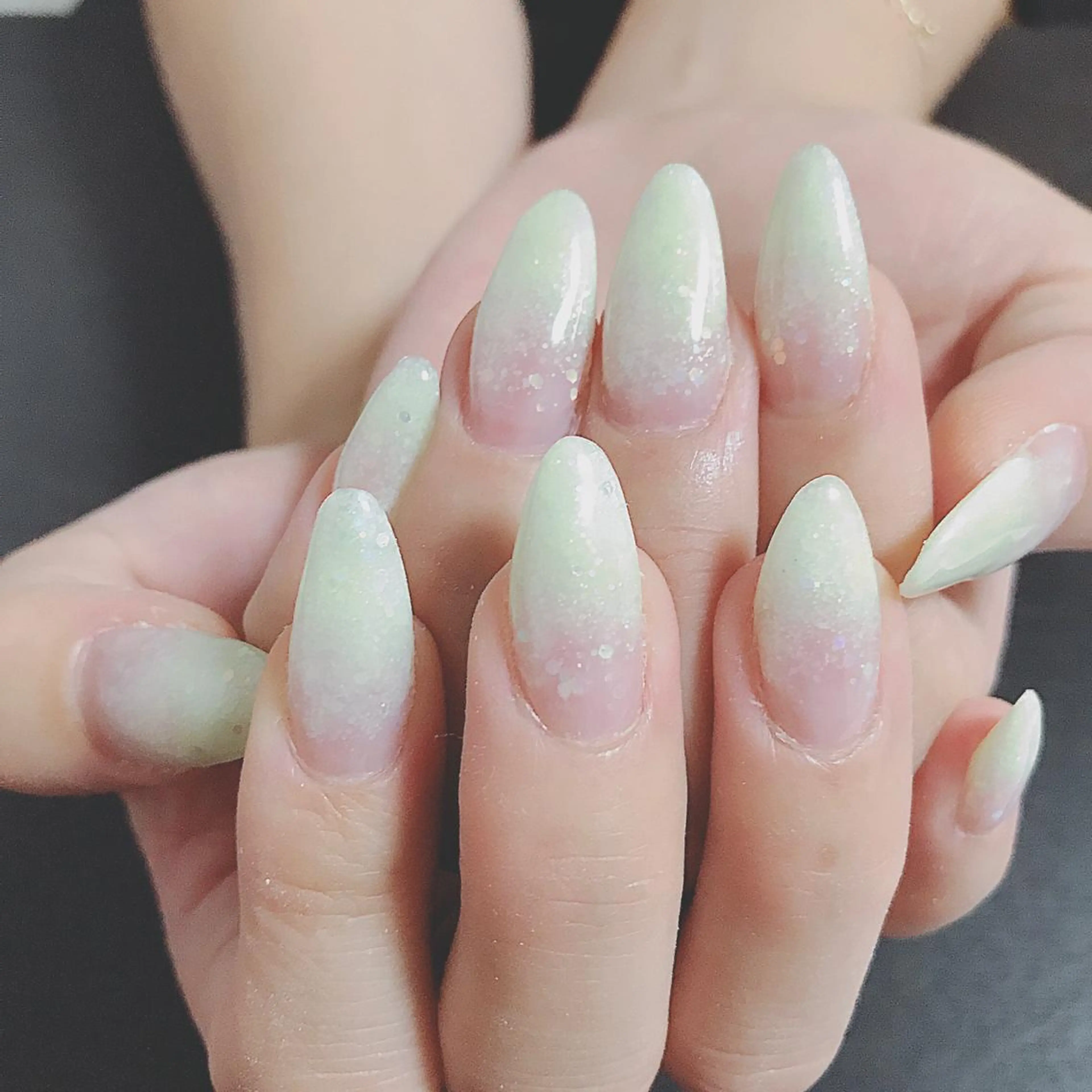 ネイル 高山 歩美のネイルデザイン