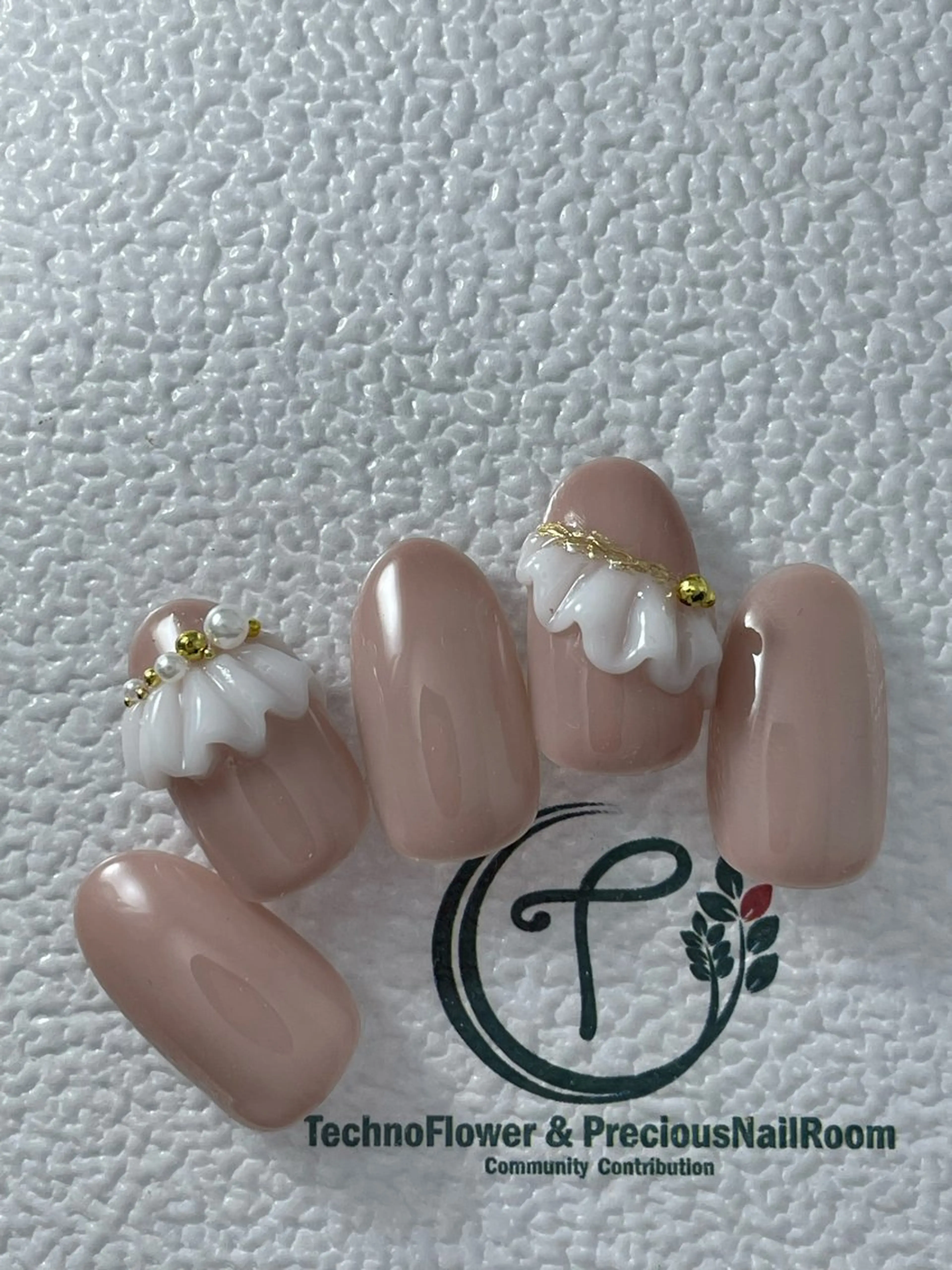 ネイル フラワーネイル precious nail room所属・precious nail roomのネイルデザイン