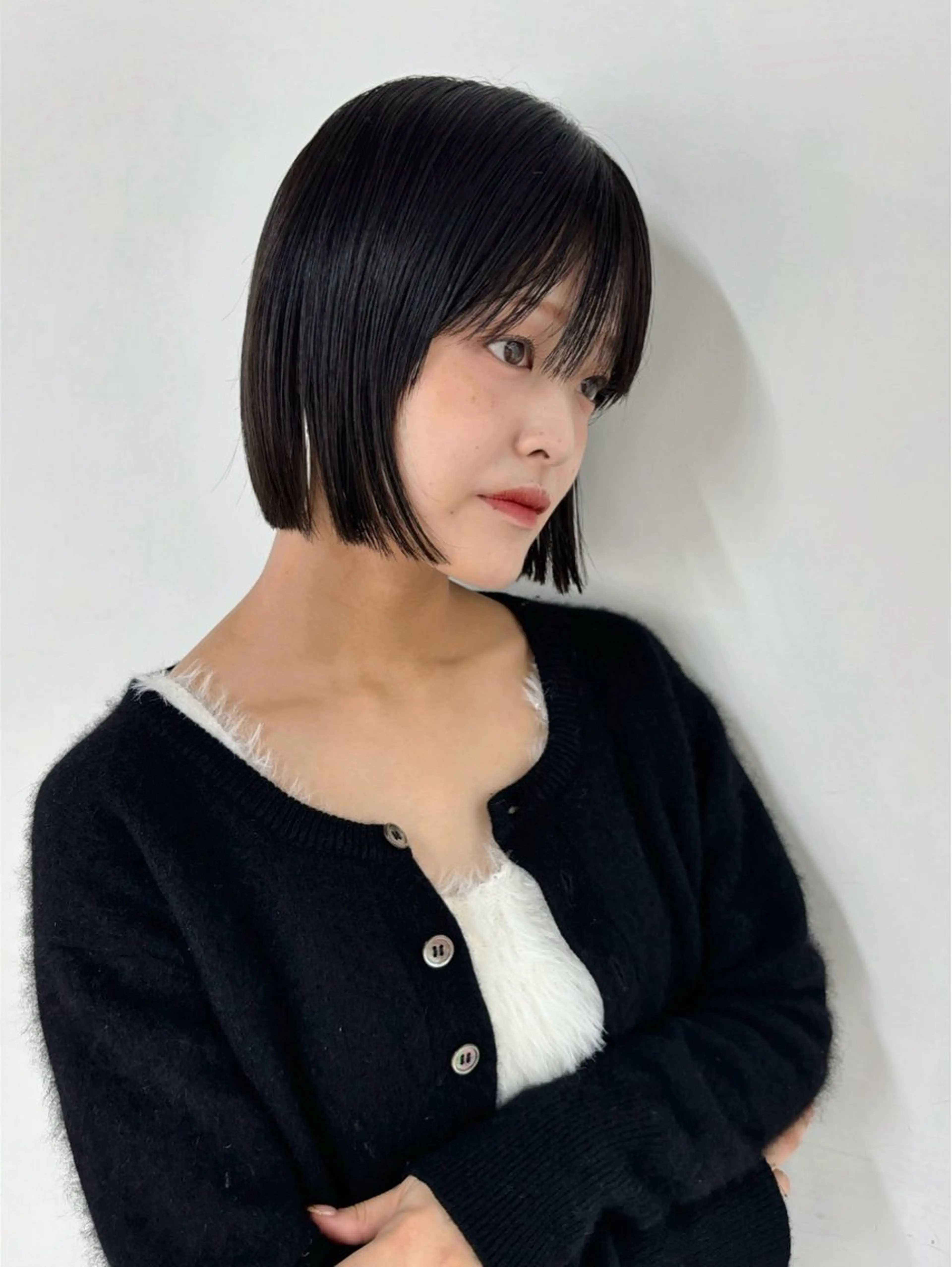 ショート 切りっぱなしボブ ボブ カット 林　蓮／レイヤー /透明感カラーのヘアスタイル