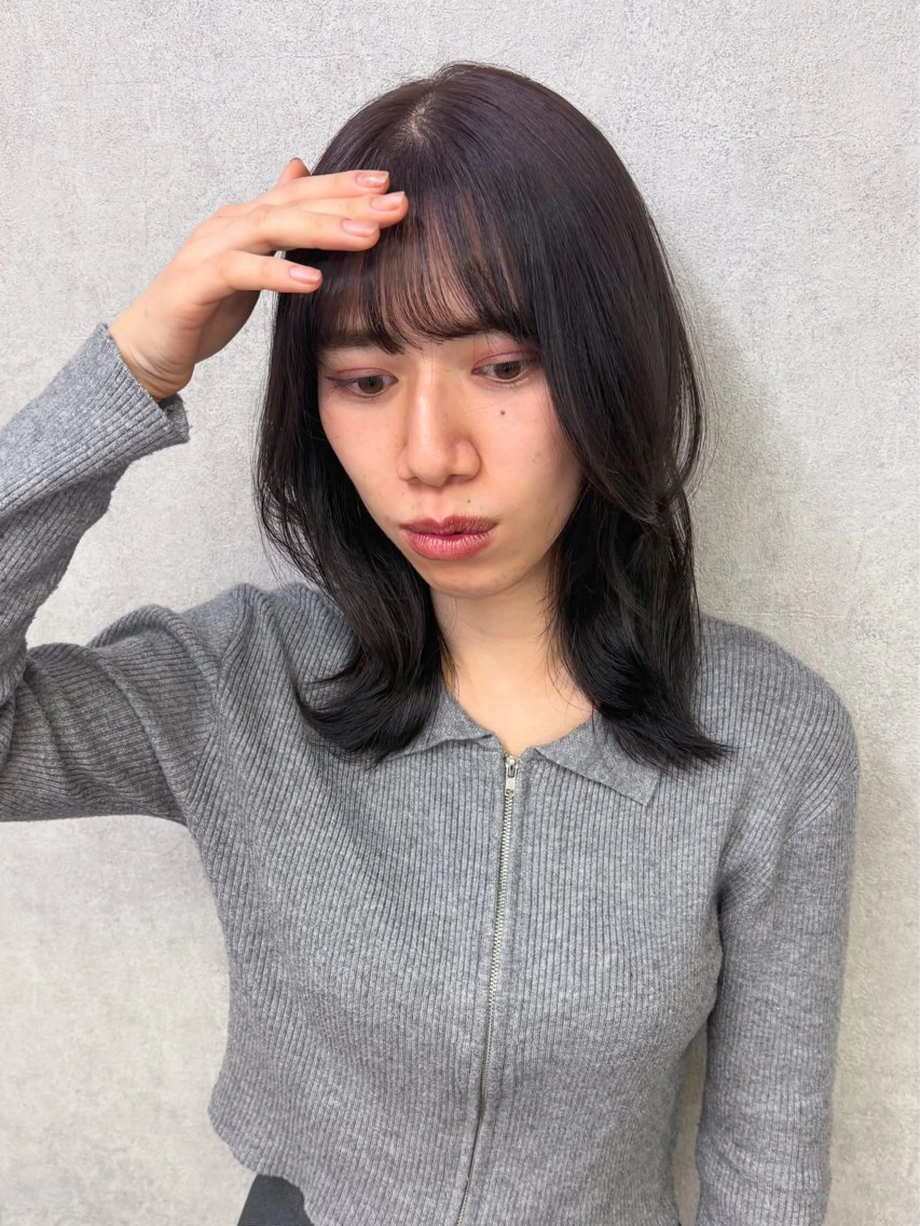 カラー グレージュ ラベンダーカラー ラベンダーグレージュ ラベンダーグレー Hz/ヘルツ SHIHOのヘアスタイル