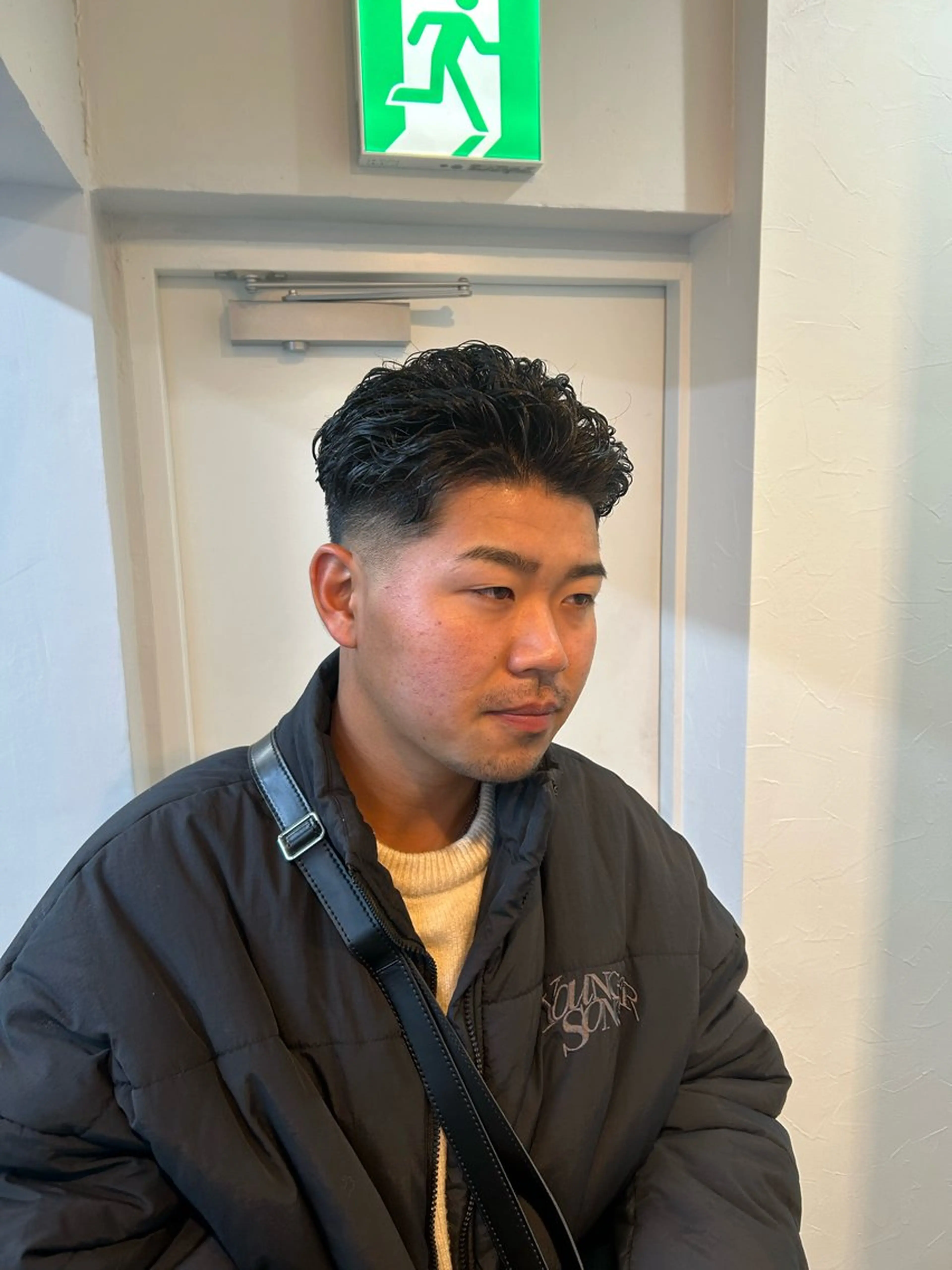 ショート メンズ メンズブリーチ メンズハイトーン メンズウルフカット 似合わせカット ウルフカット sunc所属・梅田l大人韓国ヘア レイヤー×艶カラーのヘアスタイル