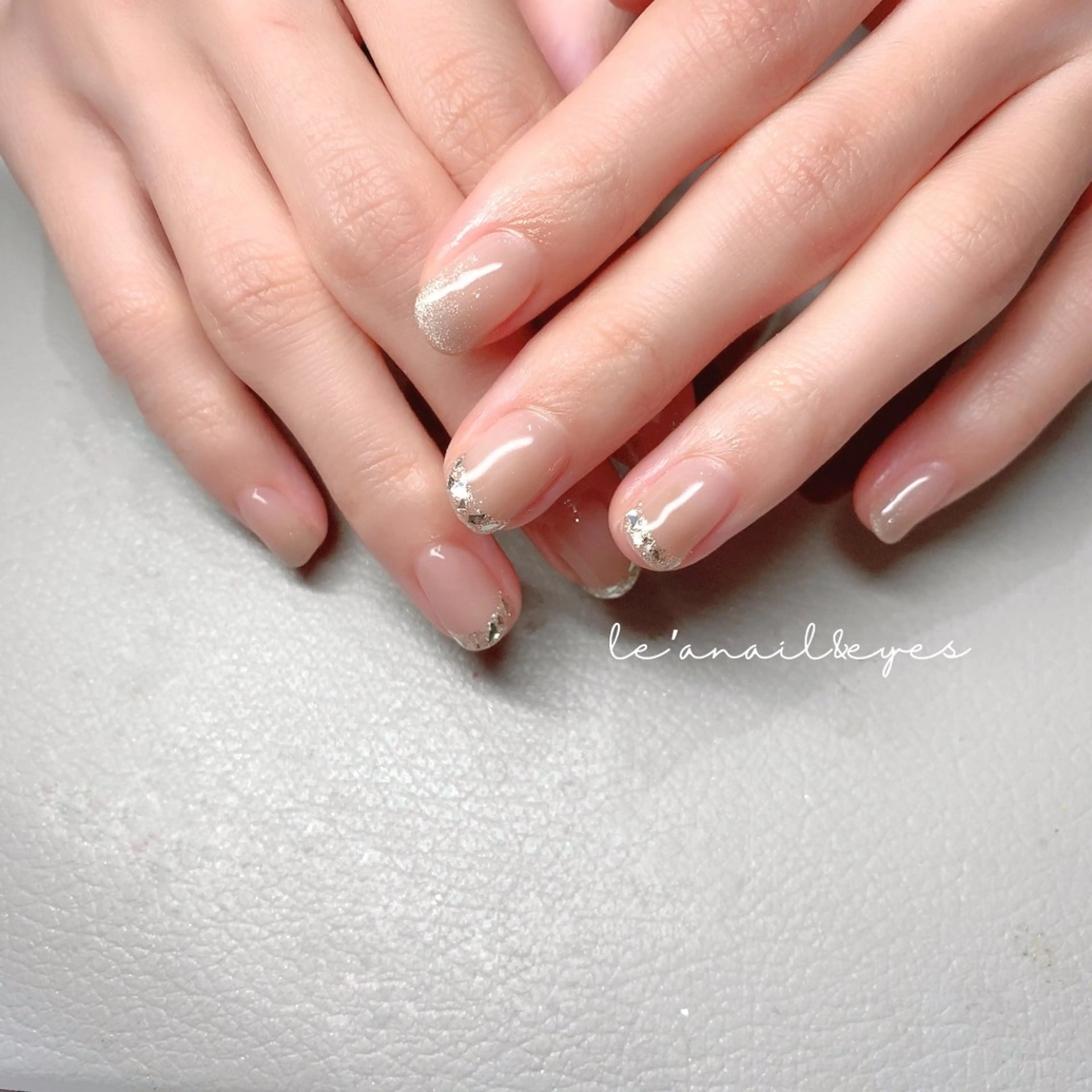 ネイル フレンチネイル ガラスフレンチ マグネットネイル ハンドネイル le’a所属・Le'a nail&eyesのマツエク・マツパデザイン