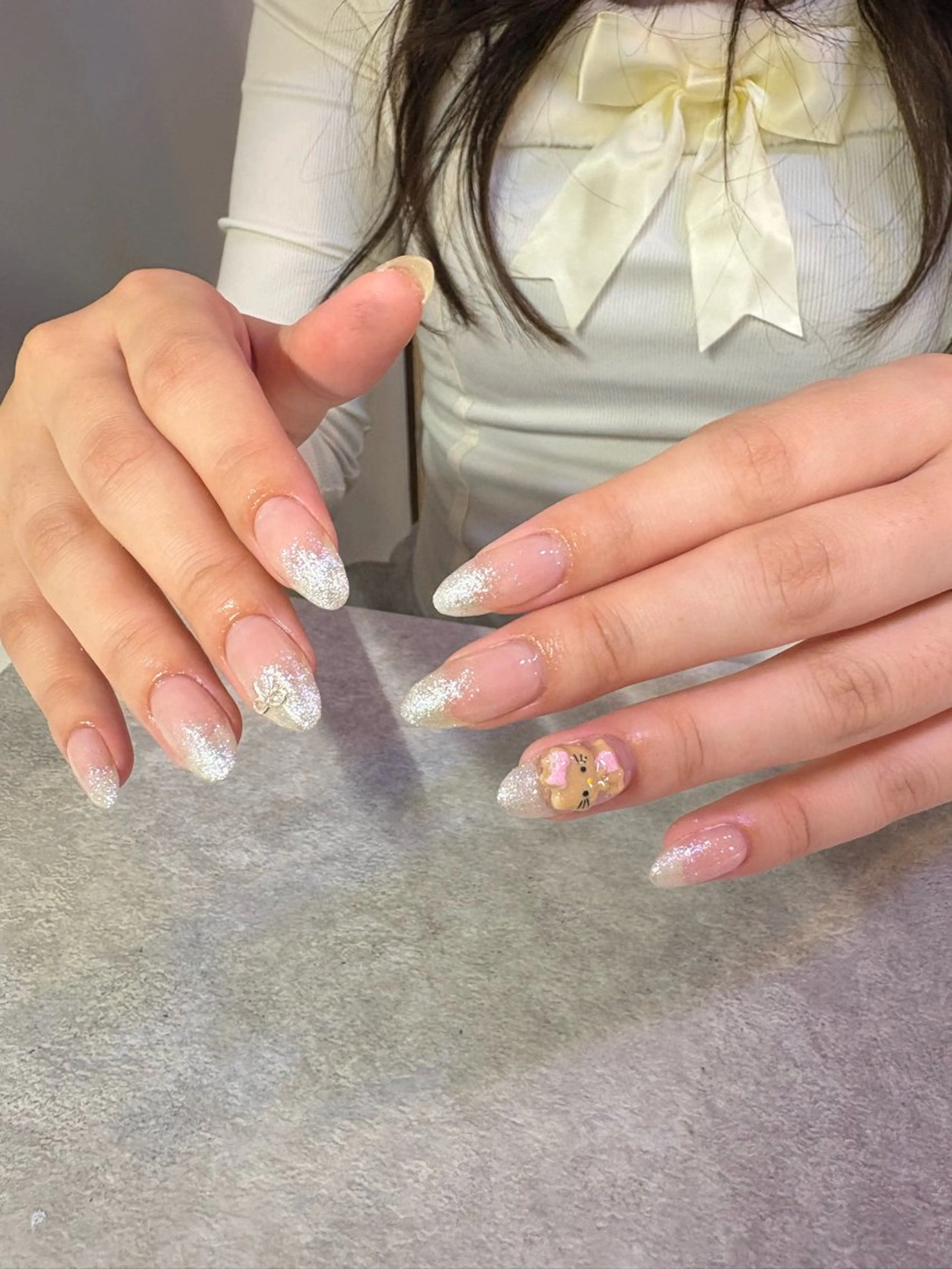 ネイル 三輪 彩美春のネイルデザイン