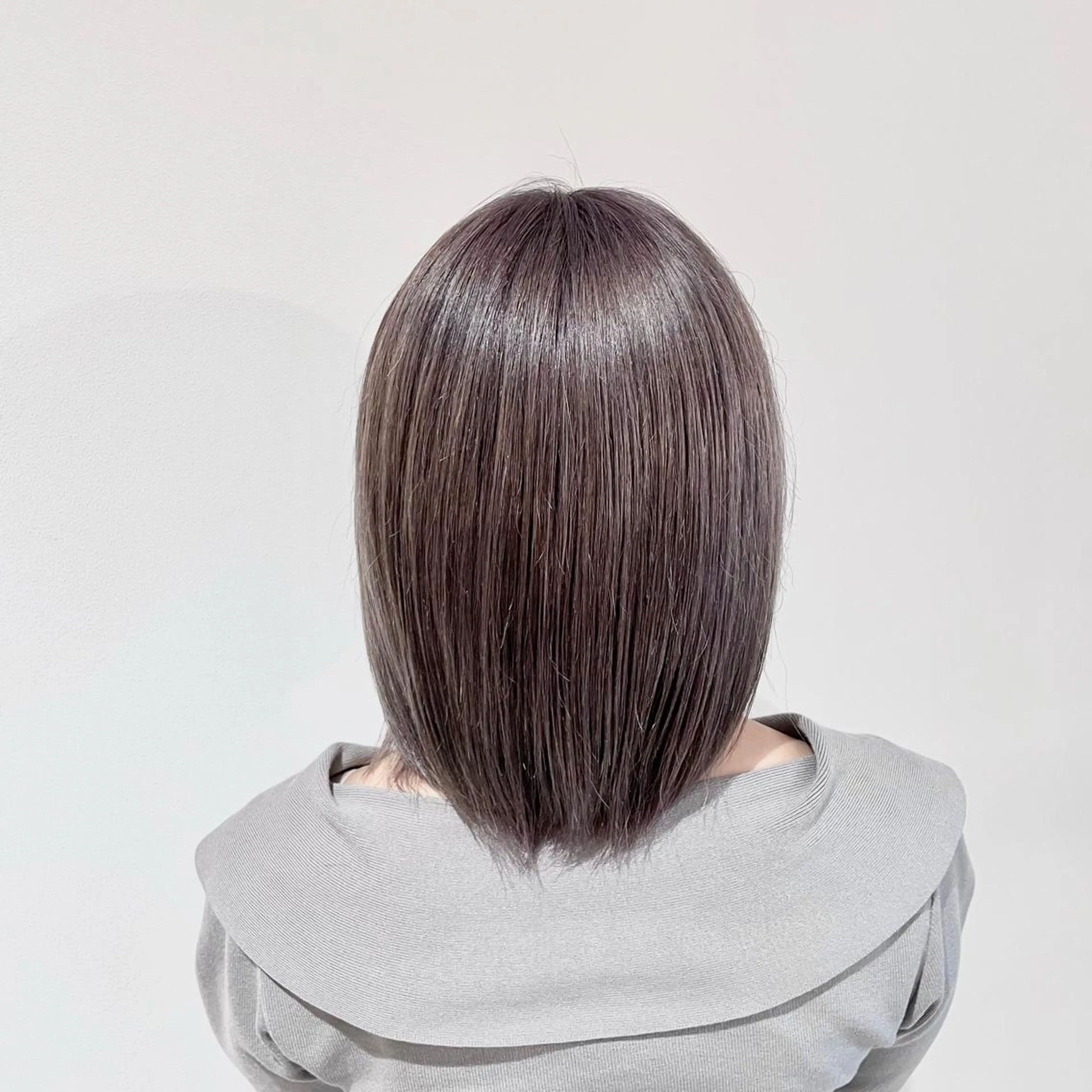 ミディアム カラー ブリーチ ケアブリーチ 透明感カラー グレージュ ヘアカラー トリートメント RUBEUS【ルベウス】所属・✨艶々カラー🎨 杉本賢人のヘアスタイル