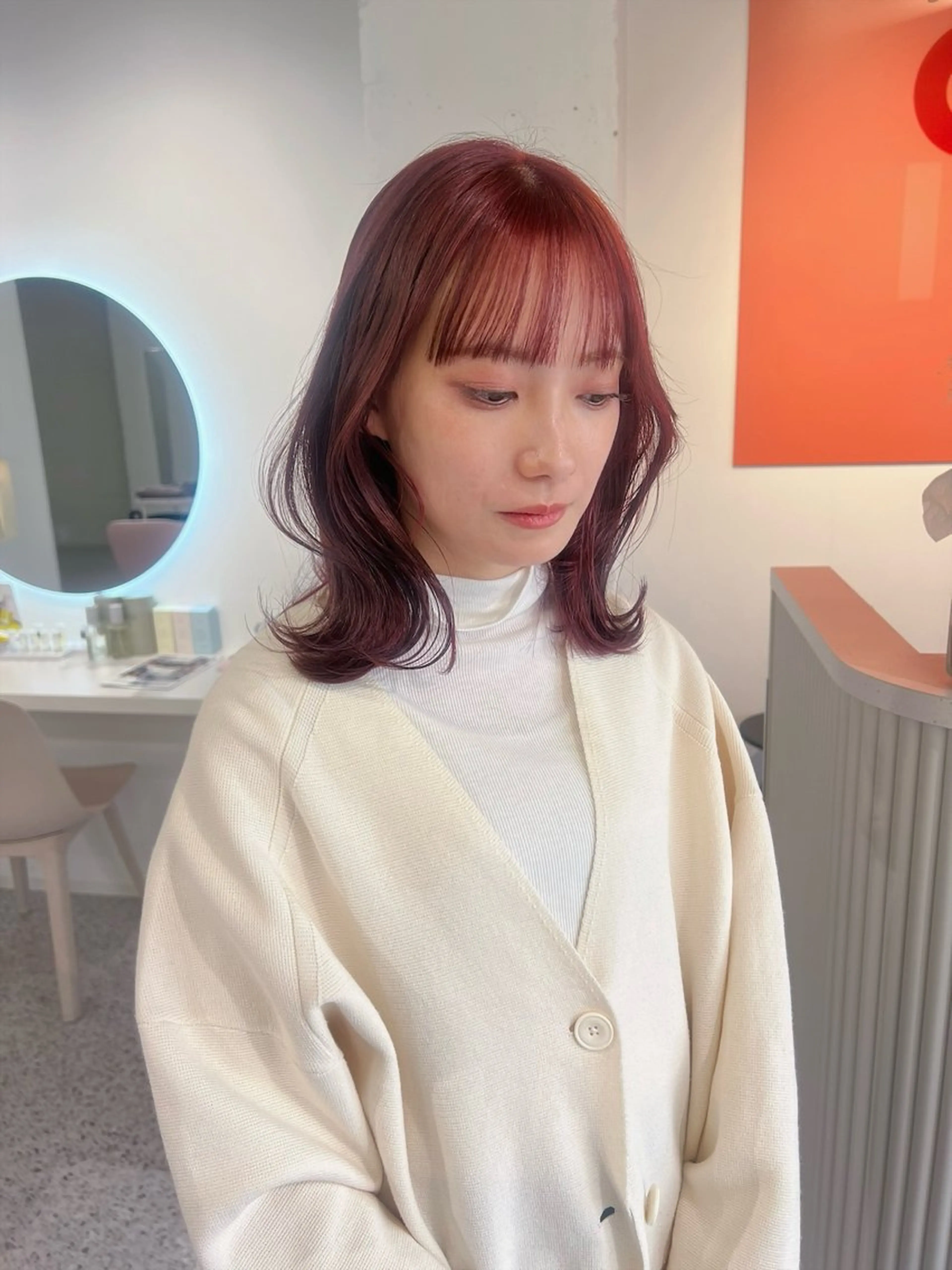 ミディアム 淺井 捺央のヘアスタイル