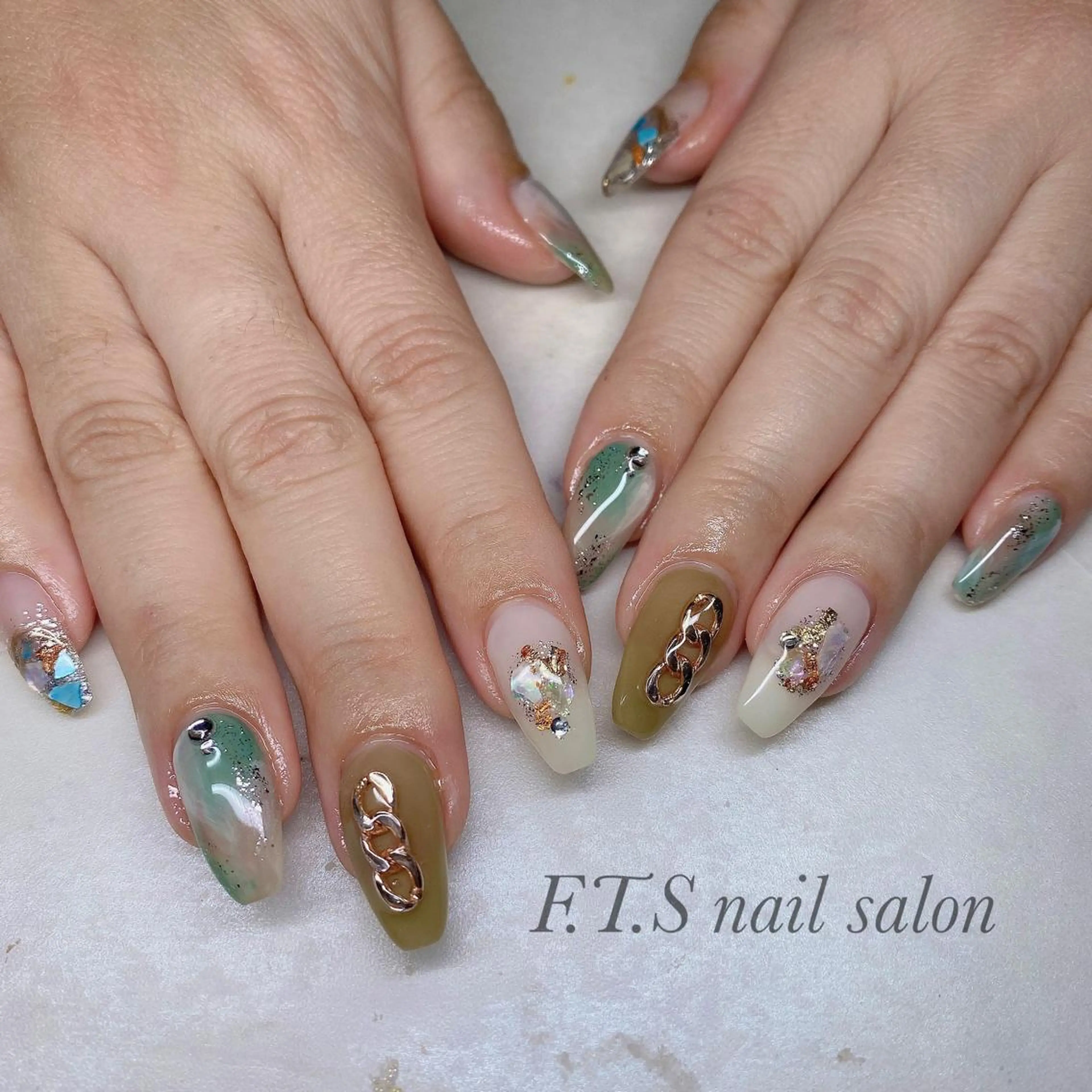 ネイル ハンドネイル F.T.S nailのネイルデザイン