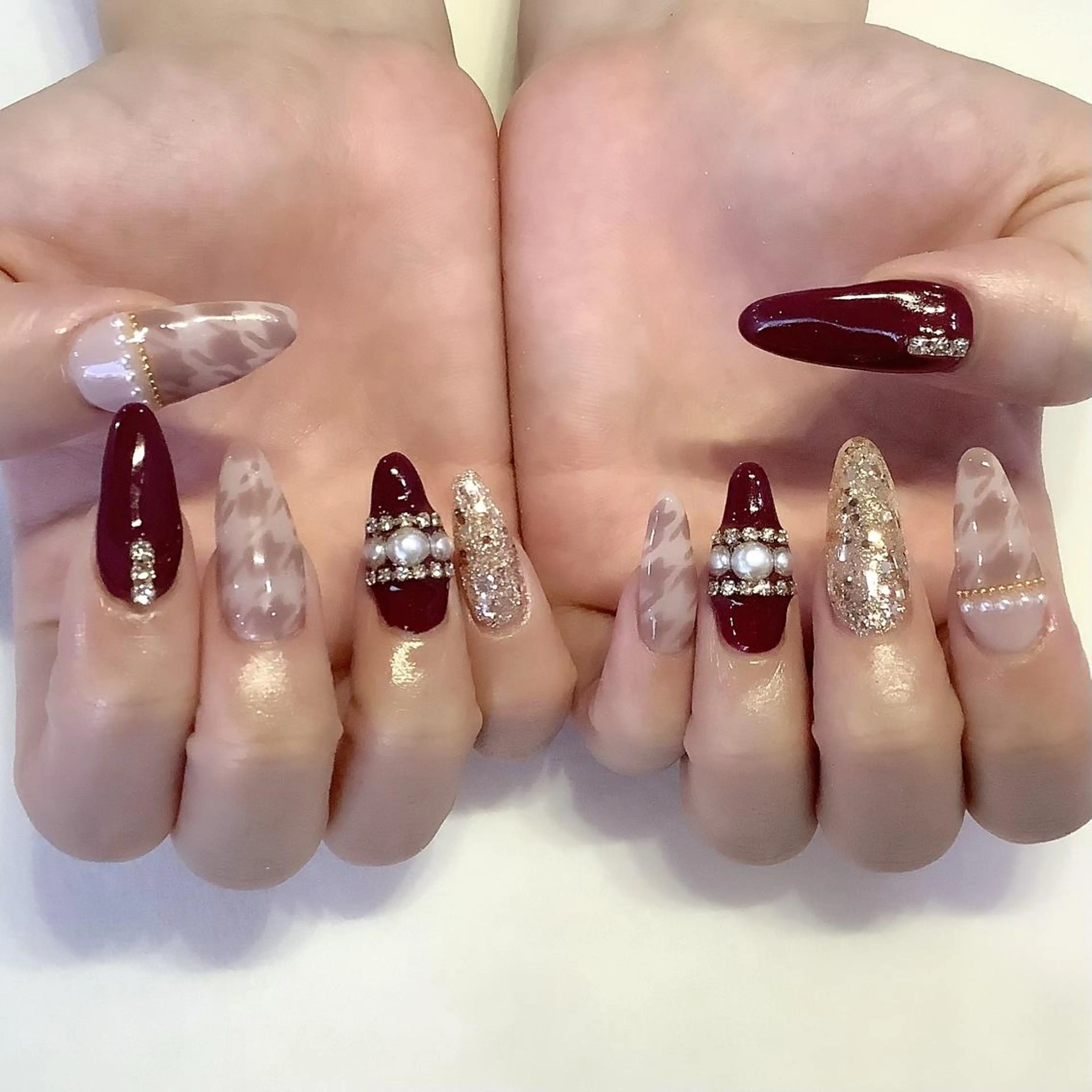 ネイル ハンドネイル 💎🐰 saki. m 🐰💎のネイルデザイン