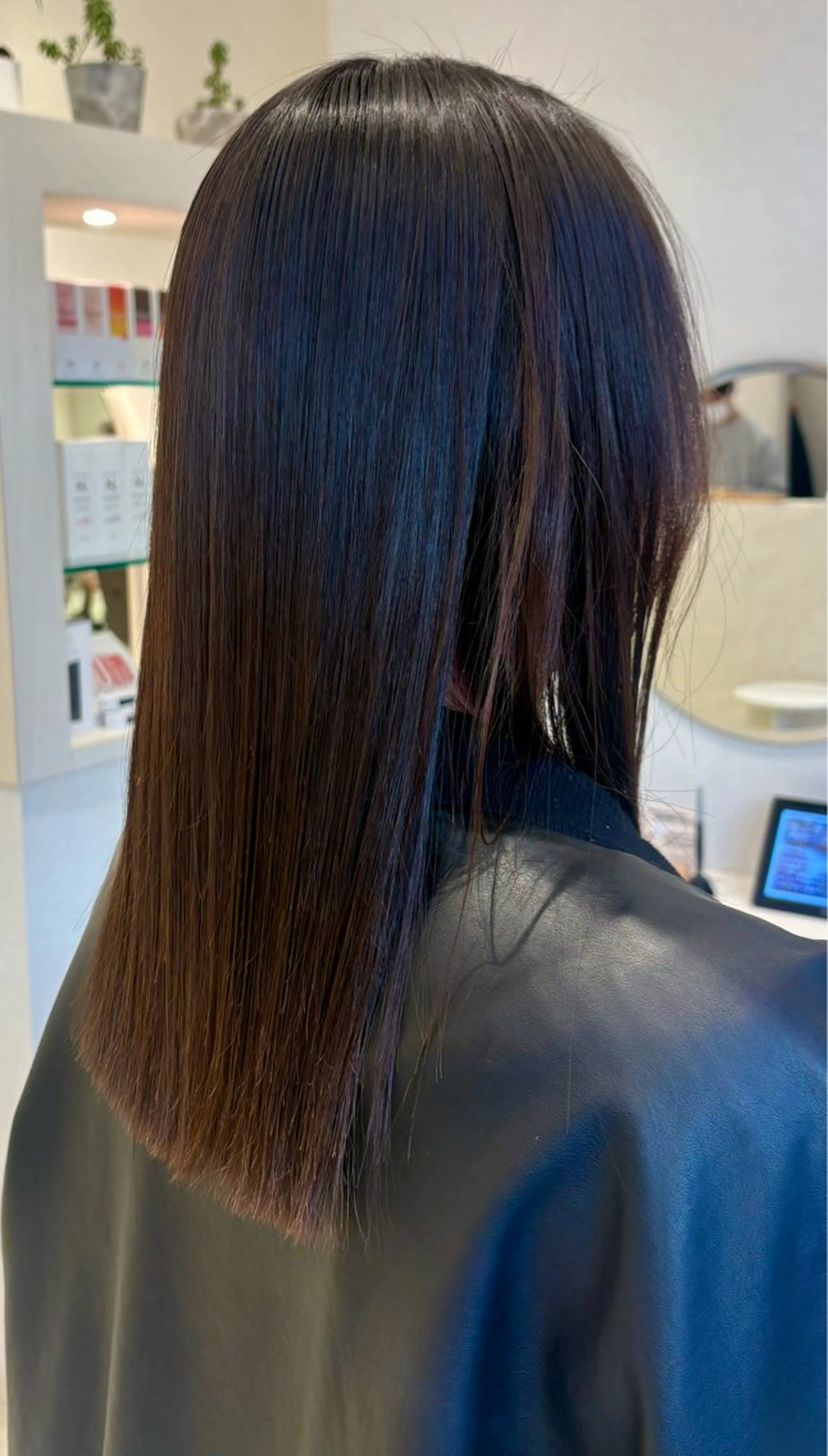 ロング カット 縮毛矯正 イシカワ ユウタのヘアスタイル