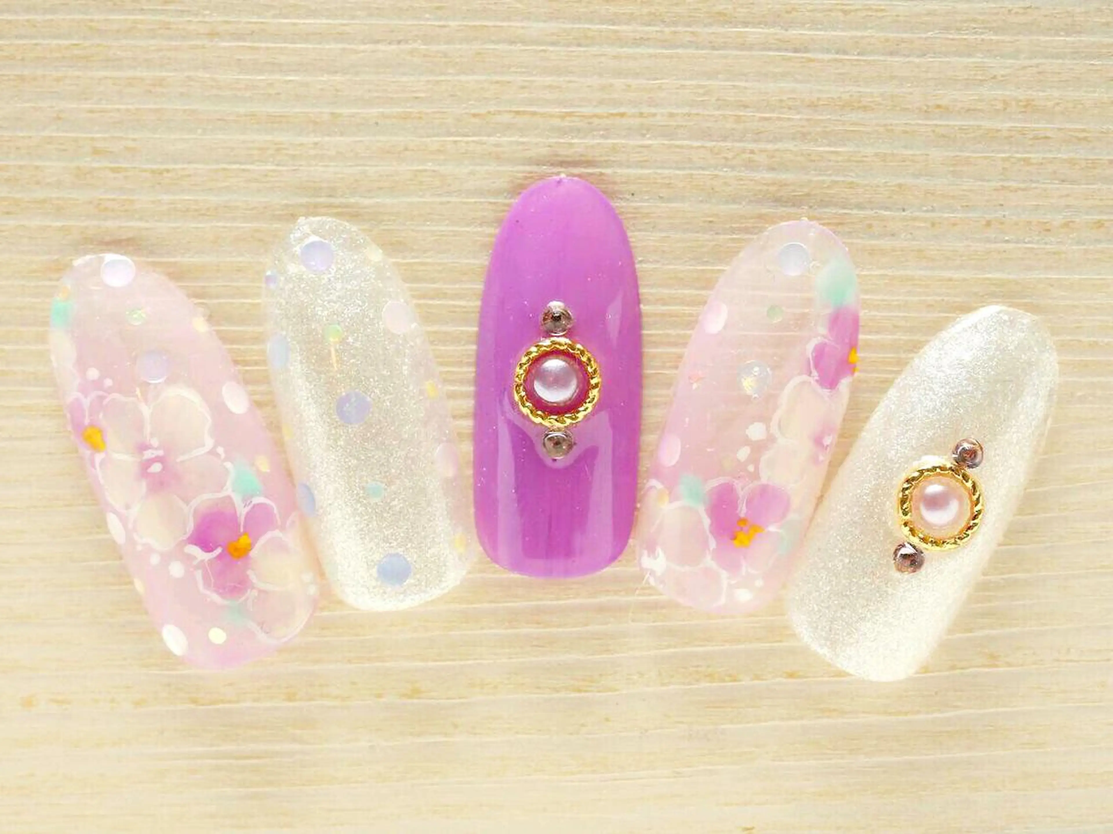 ネイル パープル 春ネイル private salon mieのネイルデザイン