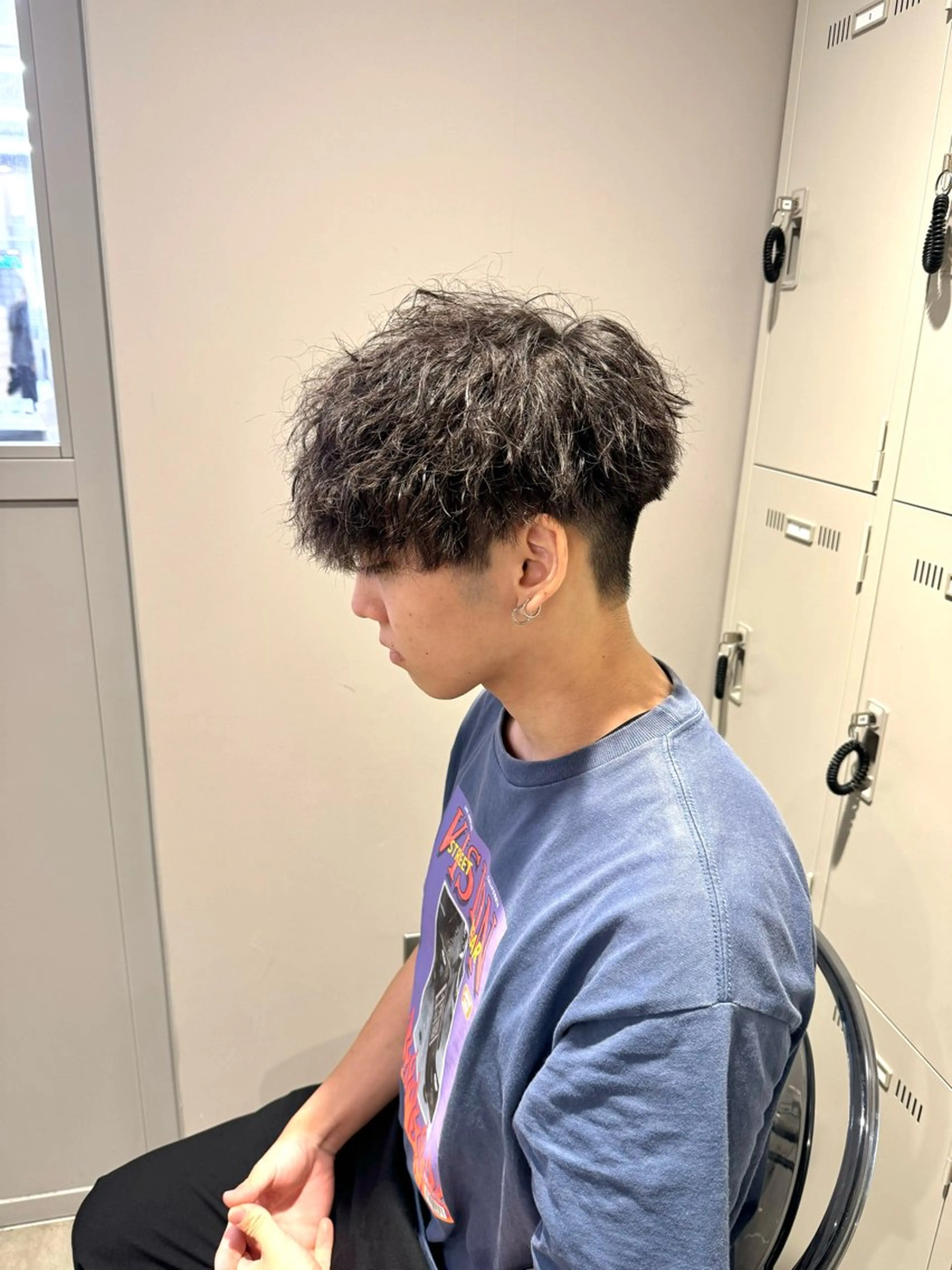 ショート パーマ ヘアアレンジ メンズ メンズパーマ カット パーマ トリートメント ヘッドスパ ヘアセット 顔まわりカット の達人のヘアスタイル
