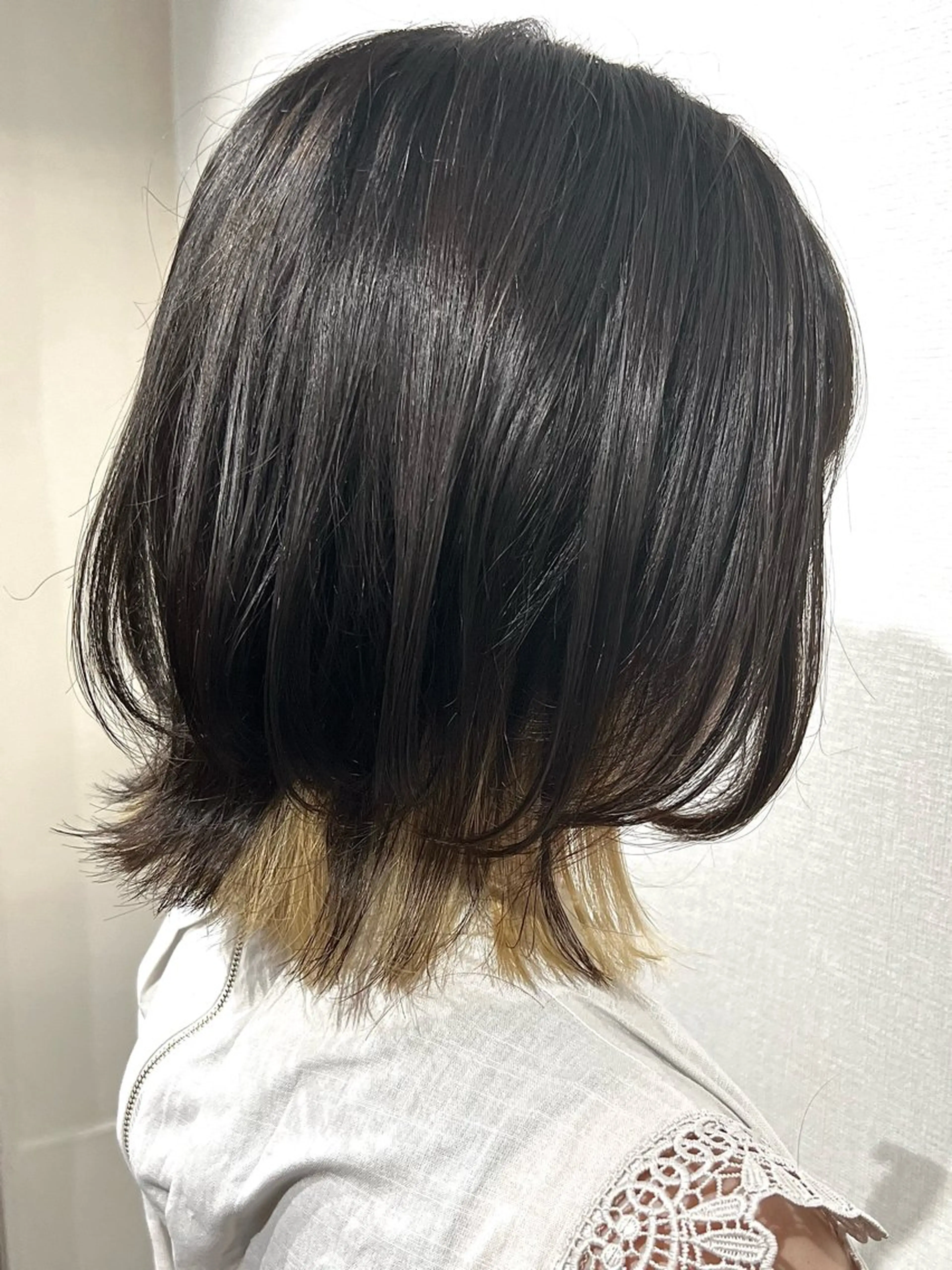 ミディアム 切っぱなし💇‍♀️ イヤリング🎨龍之介のヘアスタイル