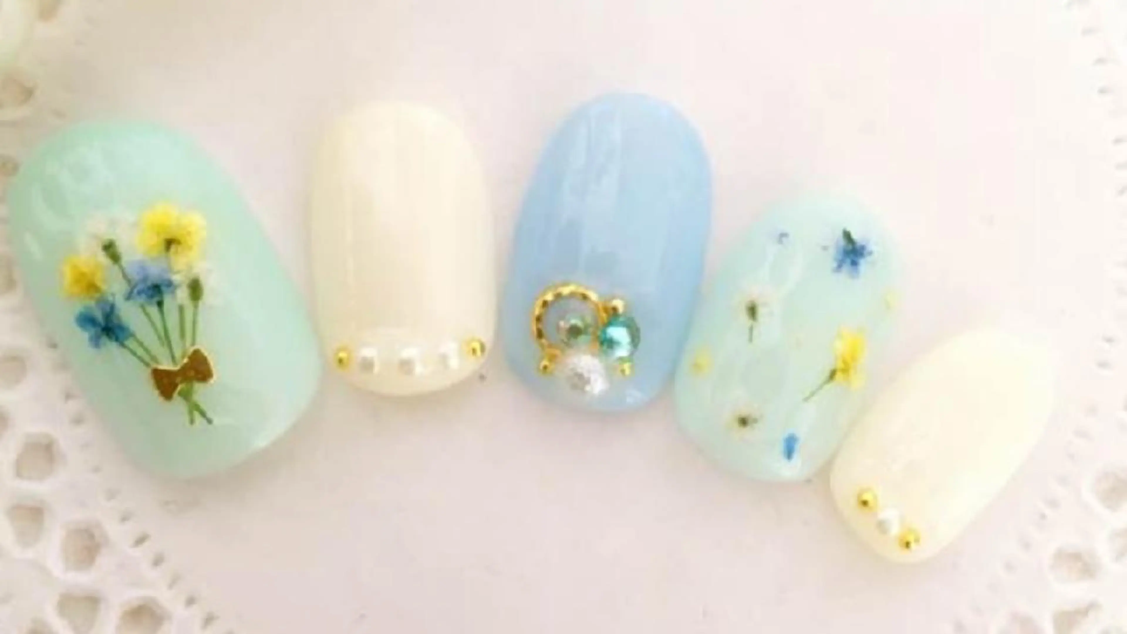 ネイル privateサロン creaのネイルデザイン