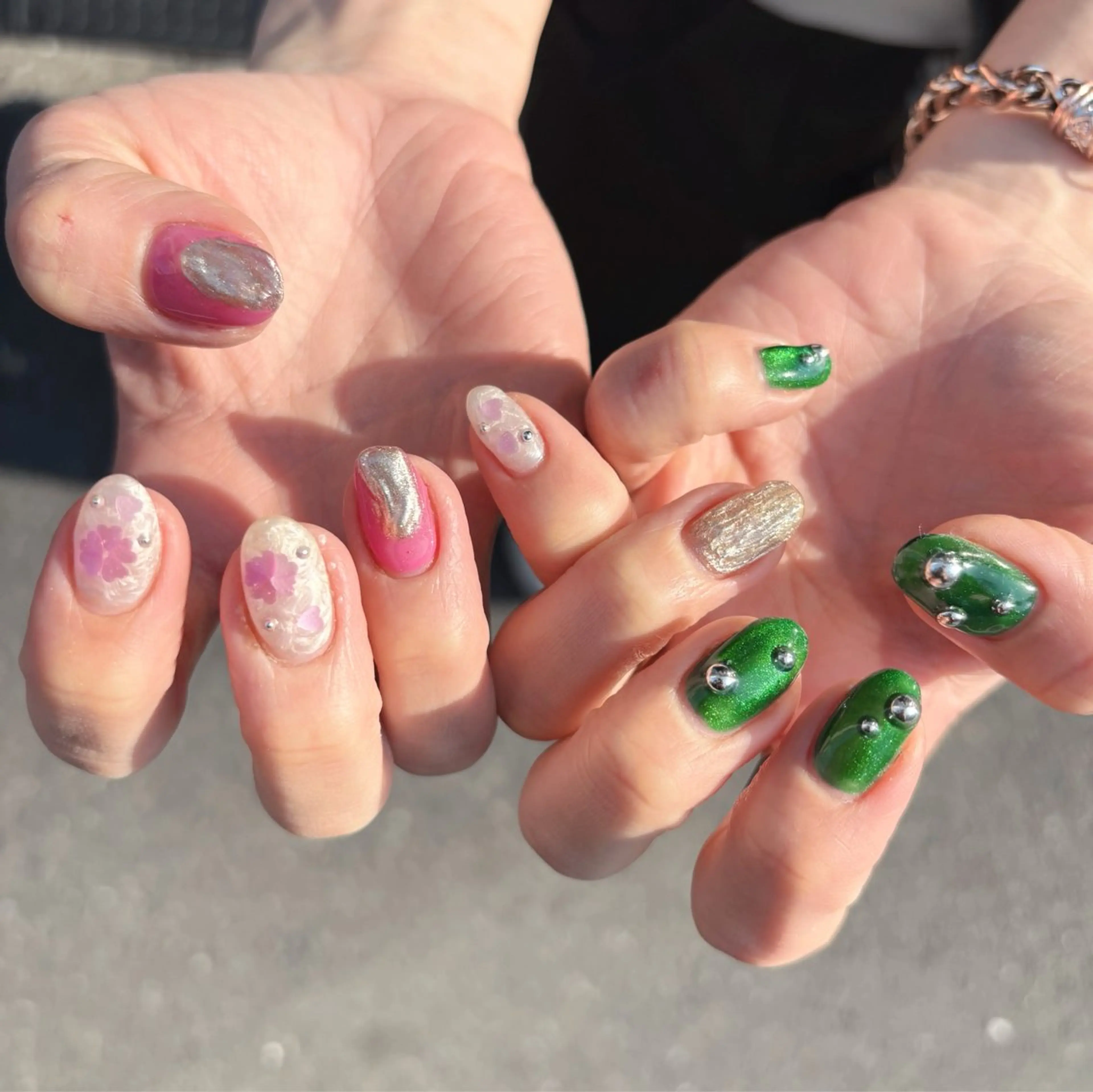 ネイル 桜ネイル ハンドネイル 【カメレオン】 上村 祥子のヘアスタイル