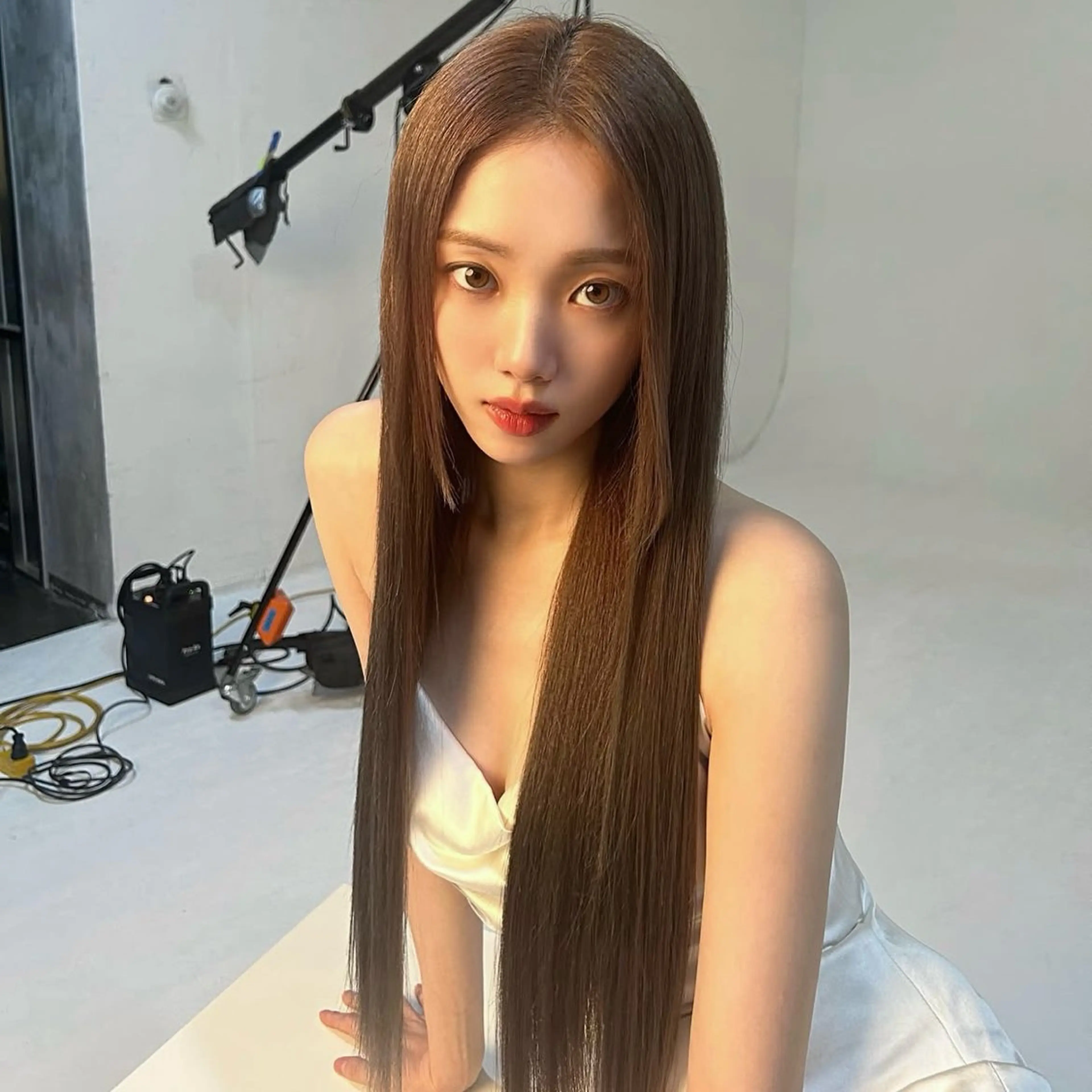 ロング カラー 透明感カラー 顔まわりレイヤー 顔周りカット ハッシュカット レイヤーカット ヘアカラー トリートメント nonoka オリーブ/グレージュのヘアスタイル