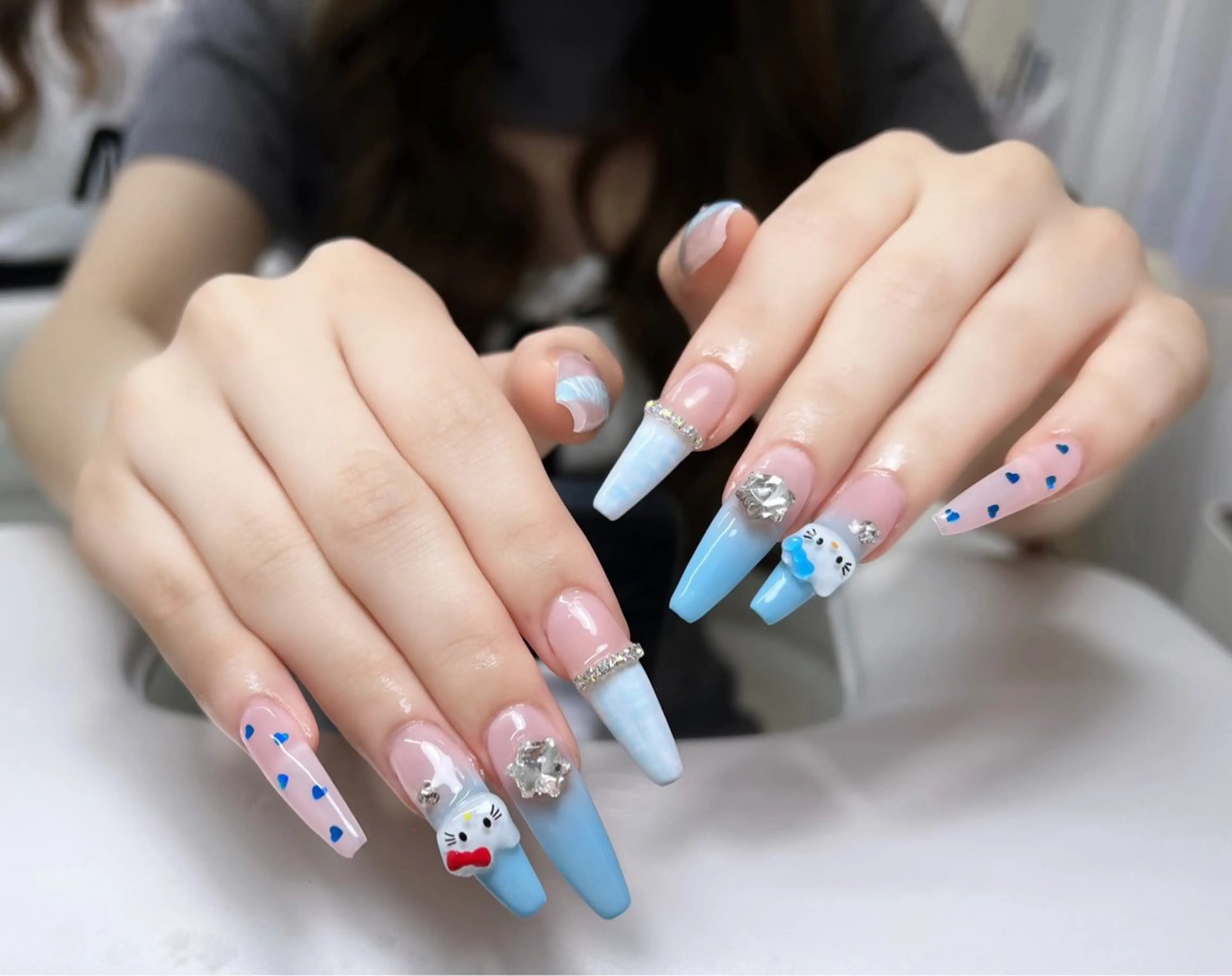 ネイル ハンドネイル ハンドケア Nova Nail Salonのネイルデザイン