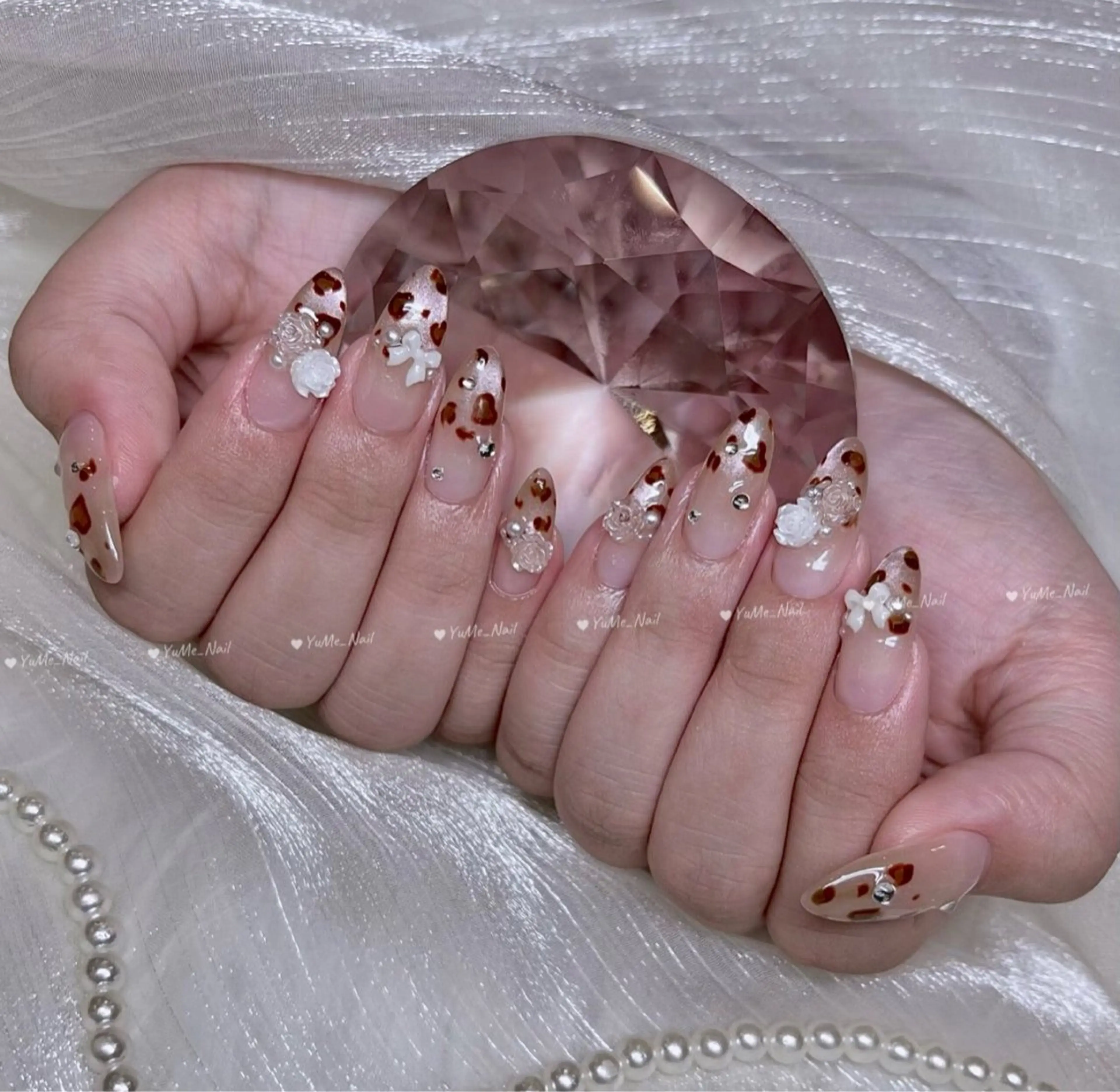 ミディアム YUME NailBeautyのネイルデザイン