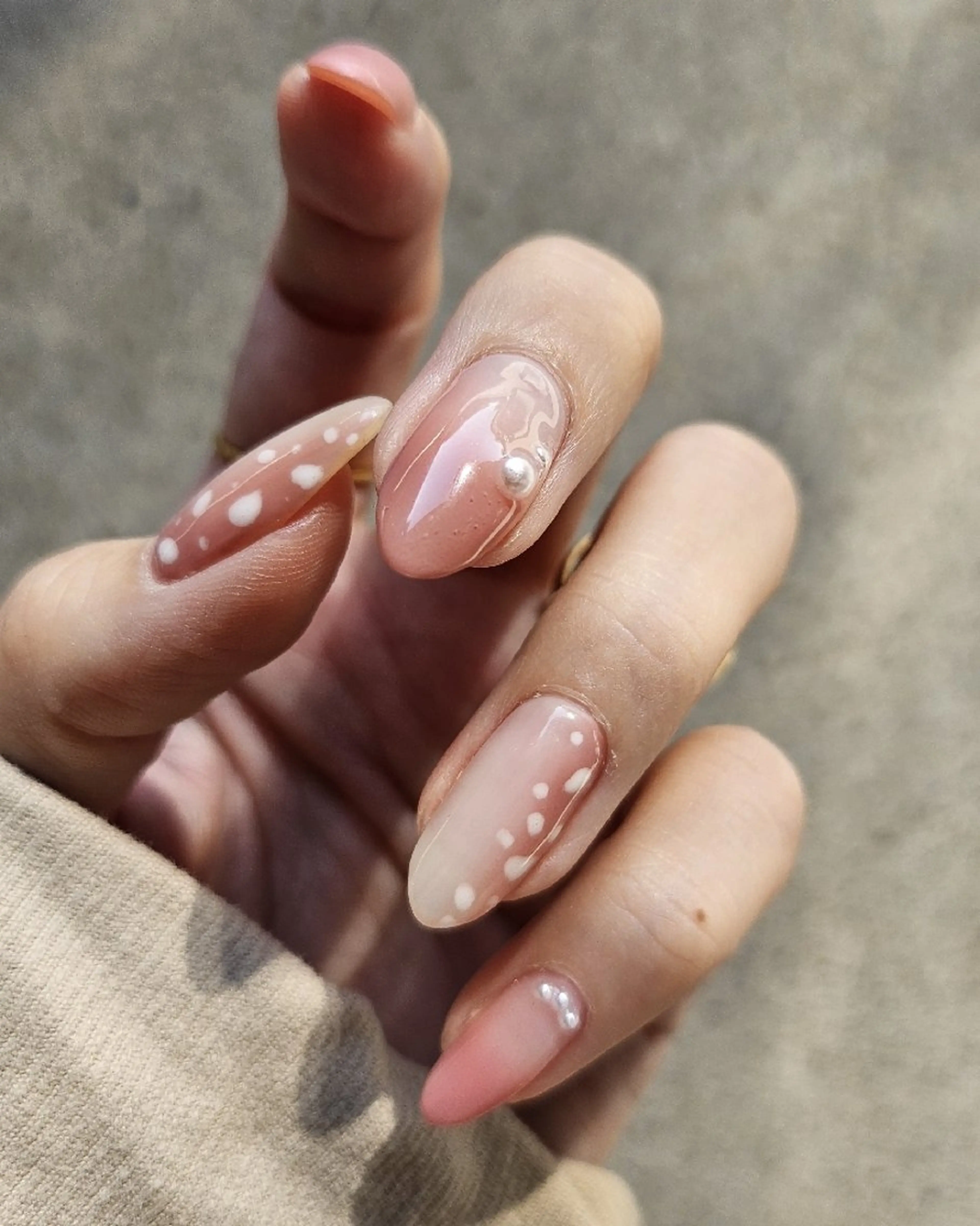 ネイル グラデーション Bijou. 【junjun.】のネイルデザイン