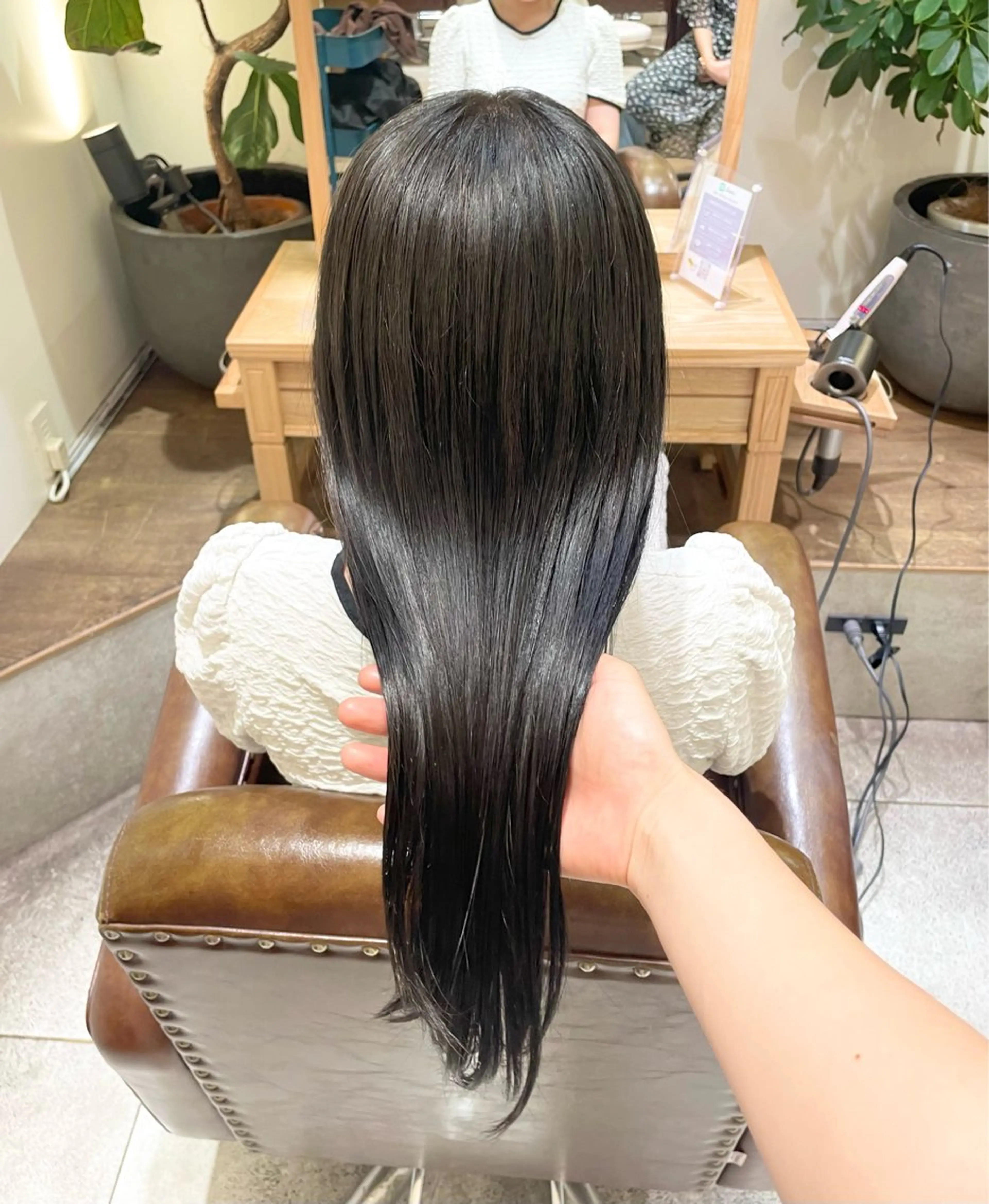 ミディアム ミディアムパーマ 酸性ストレート 森山 陽菜のヘアスタイル