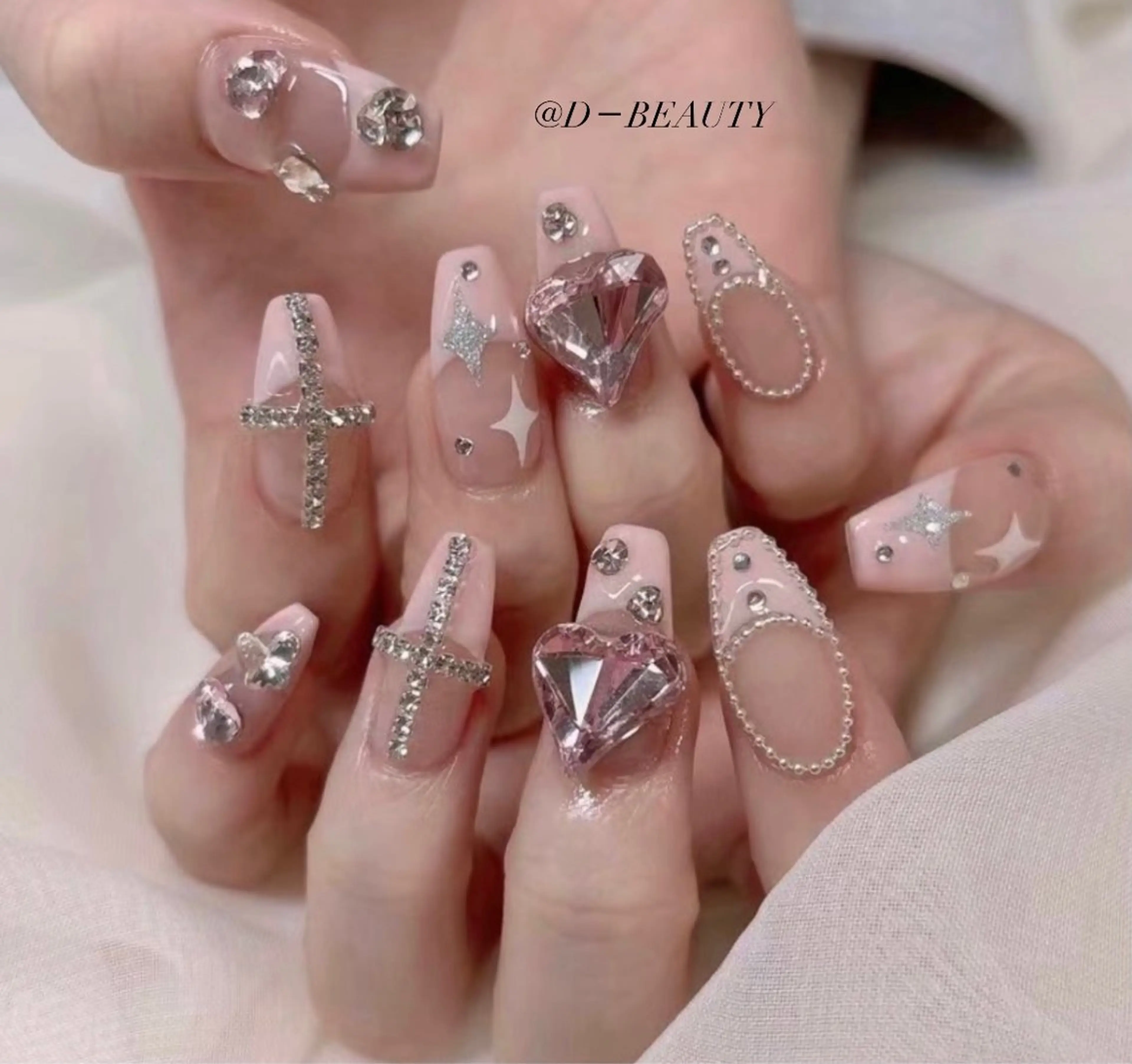 ネイル ハンドネイル D-BEAUTY Nailsalonのネイルデザイン